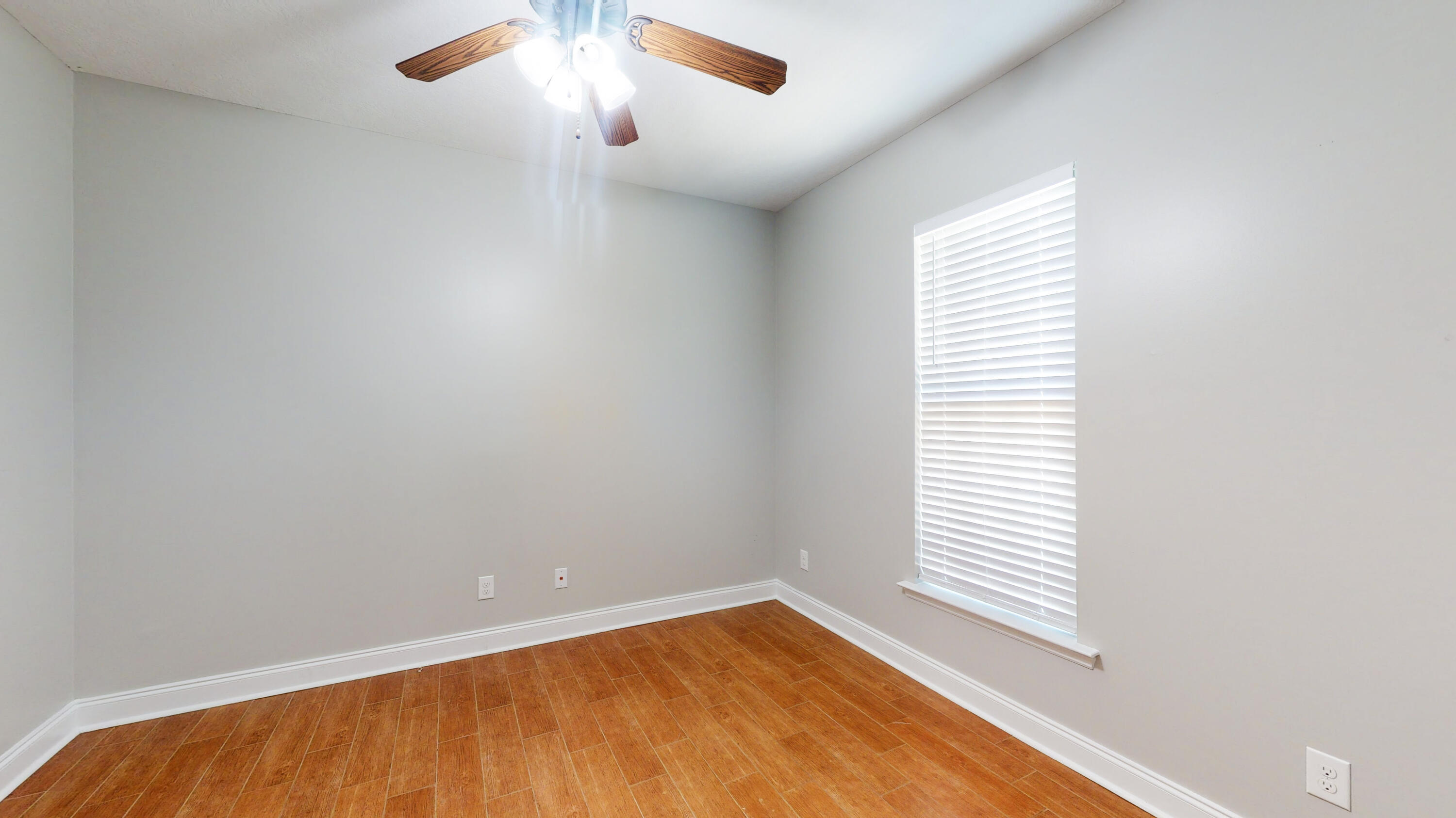 4004 Ellington Drive Property Photo 13