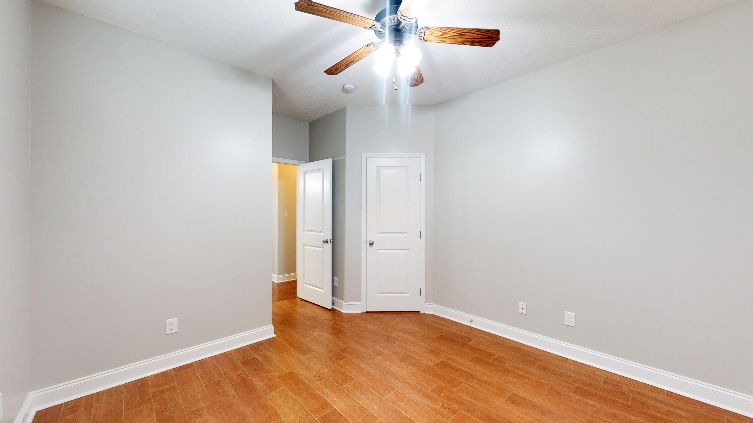 4004 Ellington Drive Property Photo 14