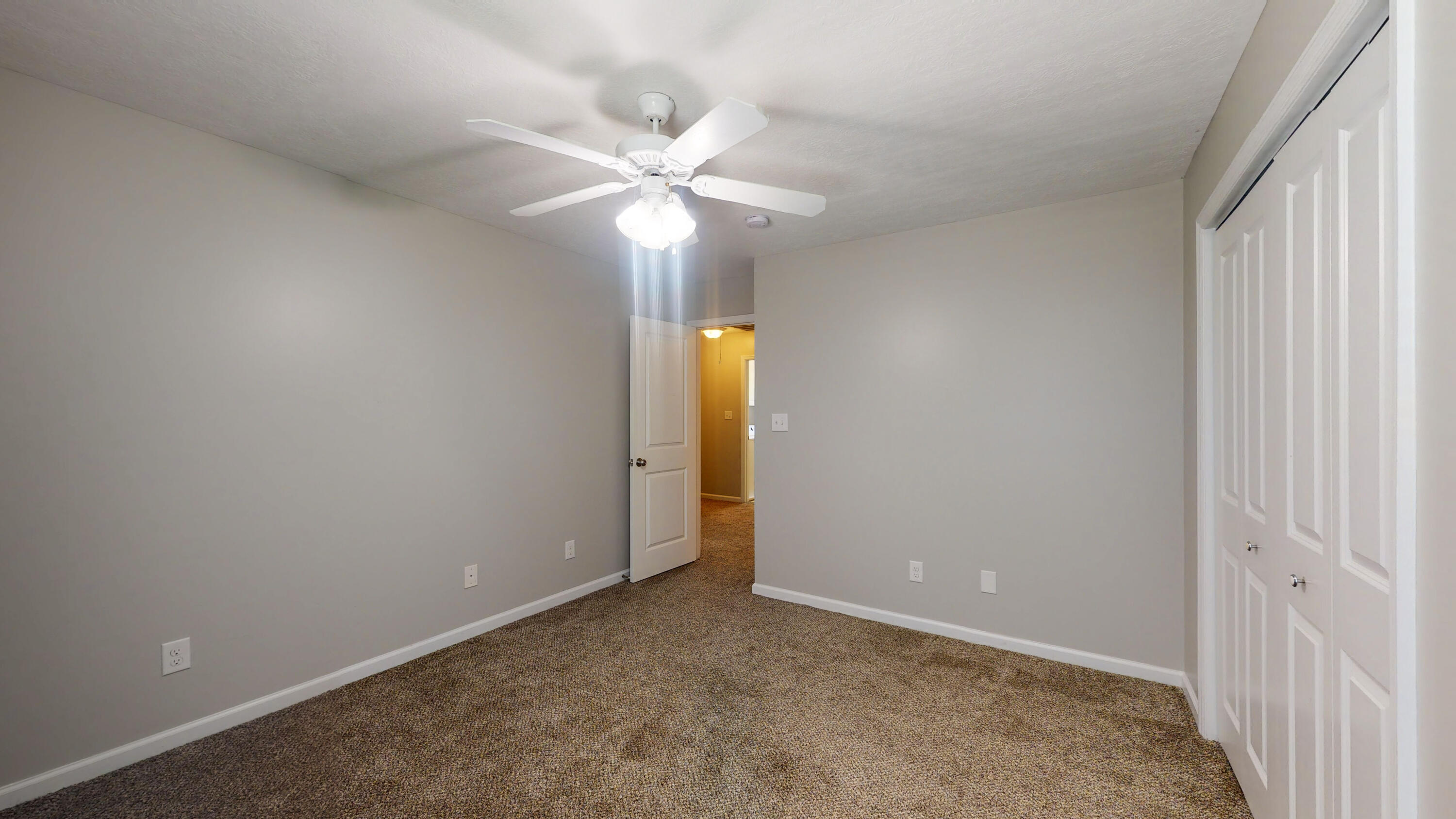 4004 Ellington Drive Property Photo 23