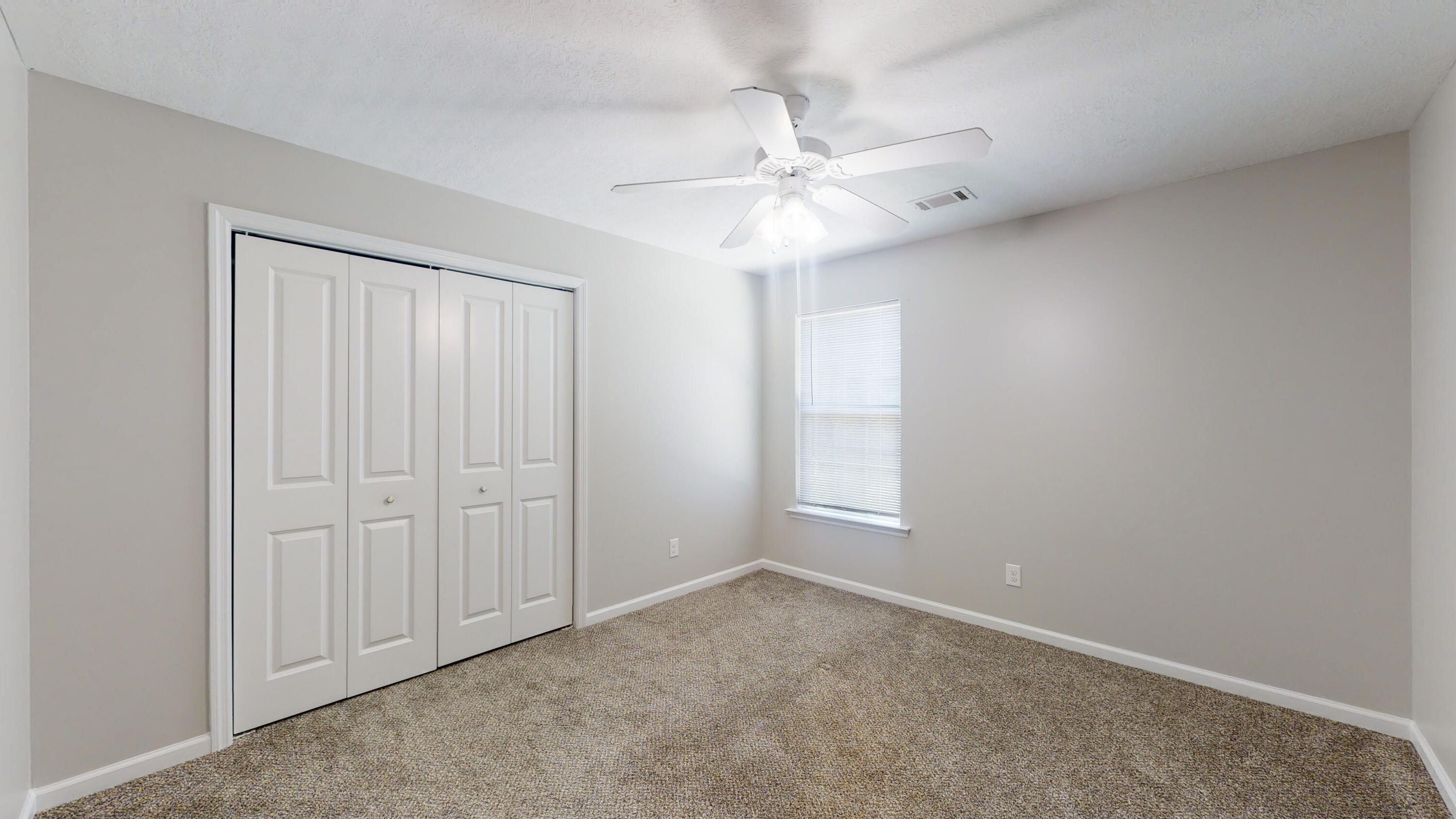 4004 Ellington Drive Property Photo 24