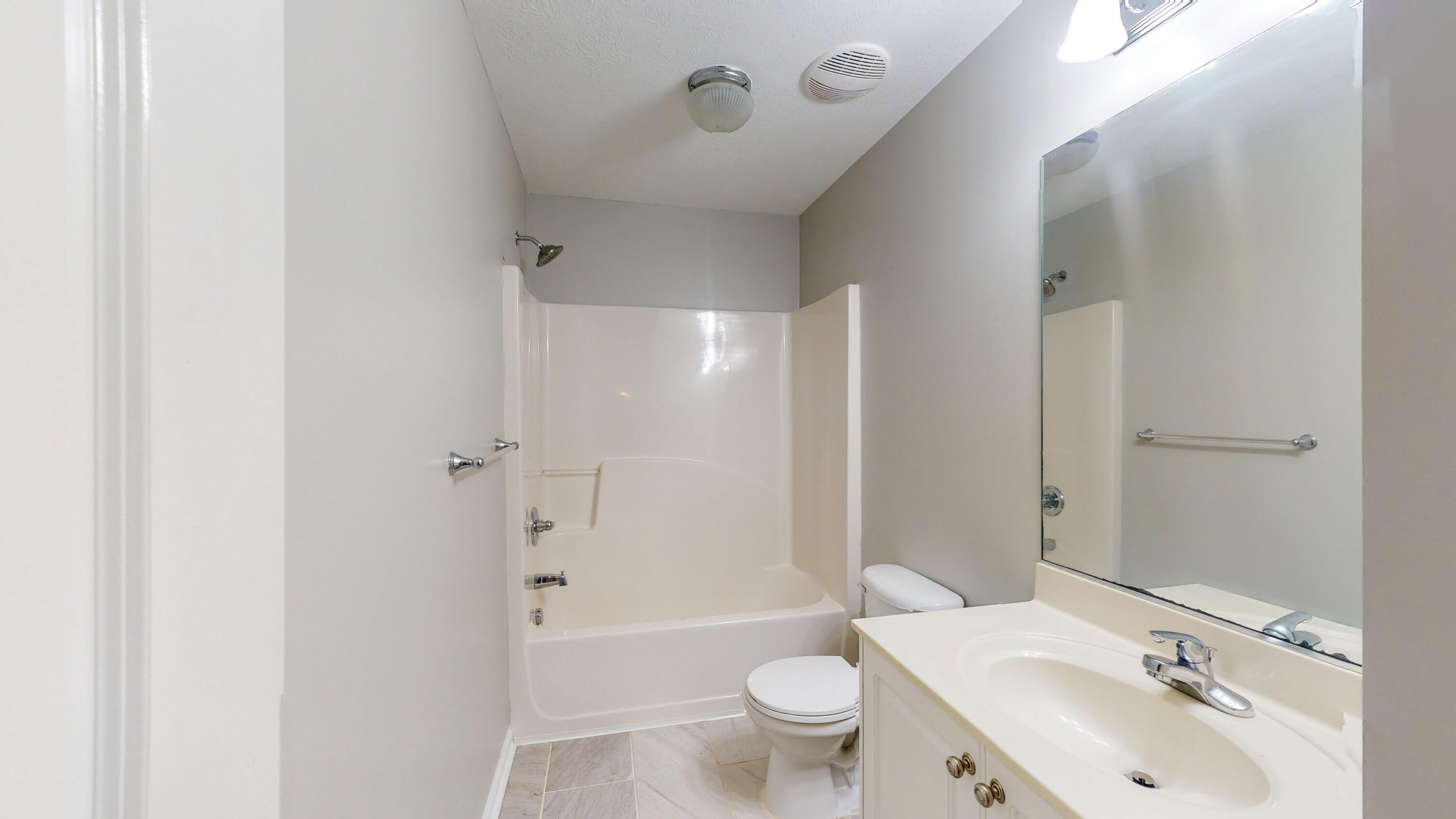 4004 Ellington Drive Property Photo 25