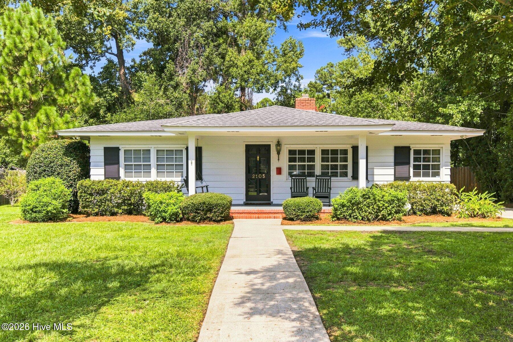 2105 Camellia Drive Property Photo 1