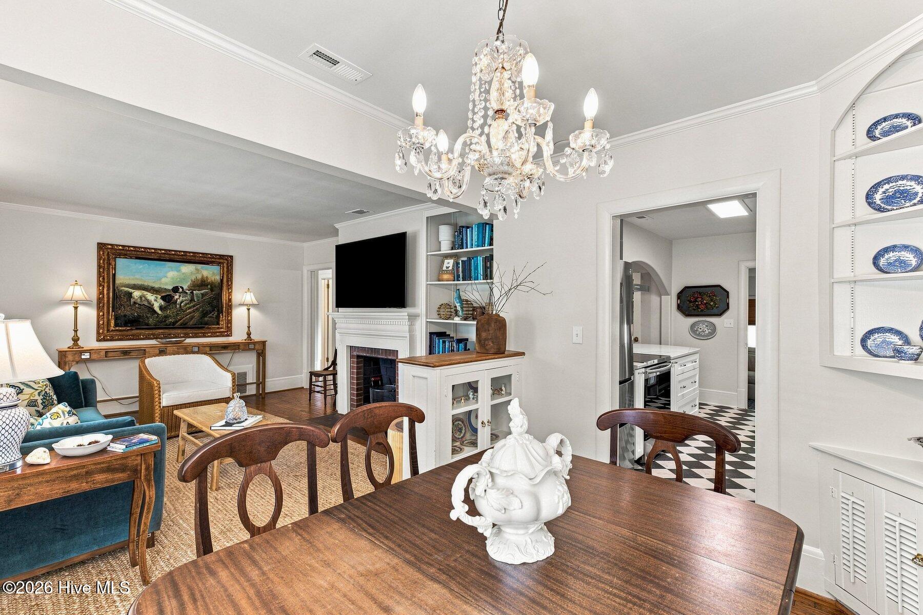2105 Camellia Drive Property Photo 10