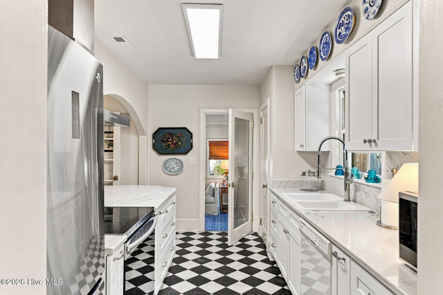 2105 Camellia Drive Property Photo 15