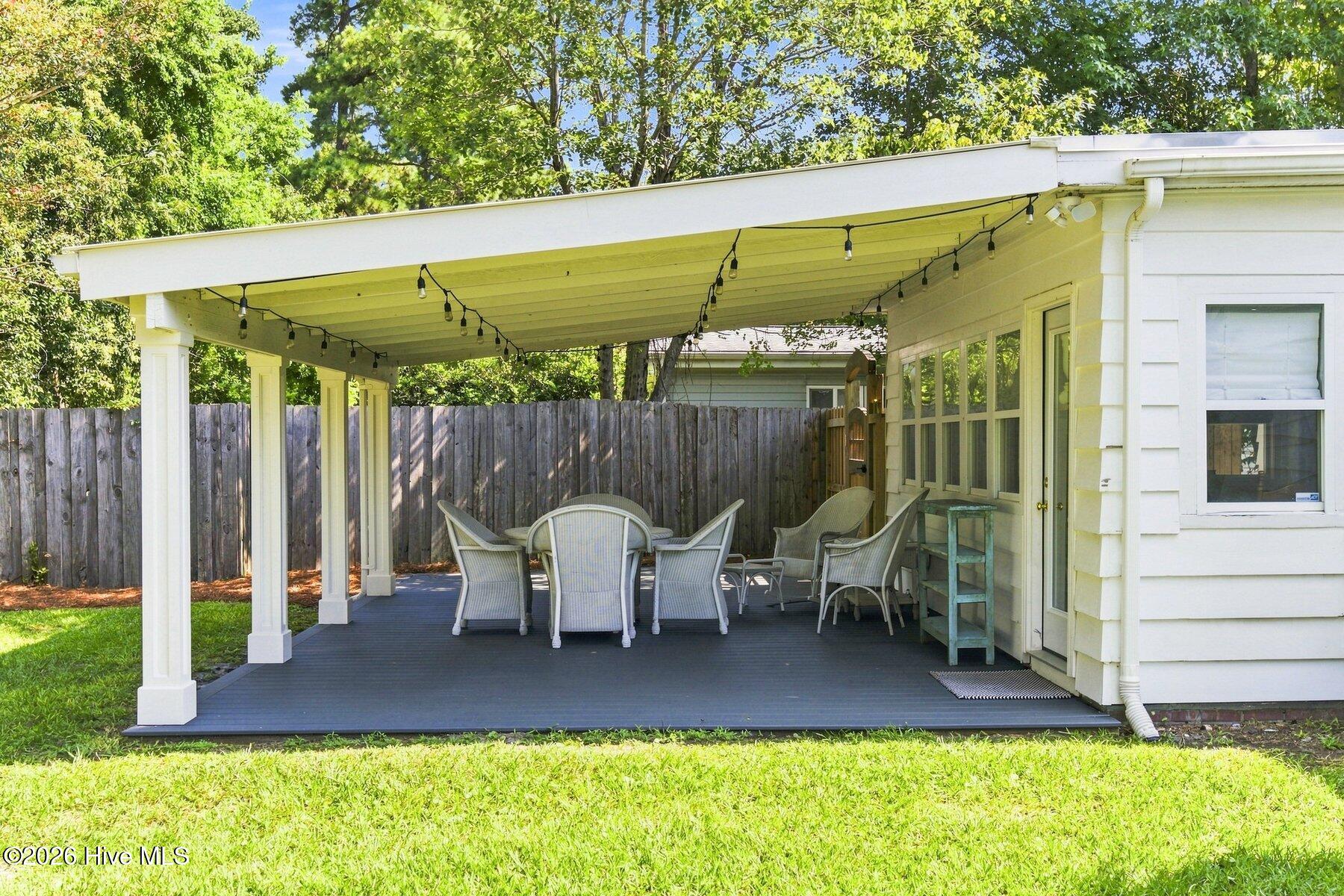 2105 Camellia Drive Property Photo 28
