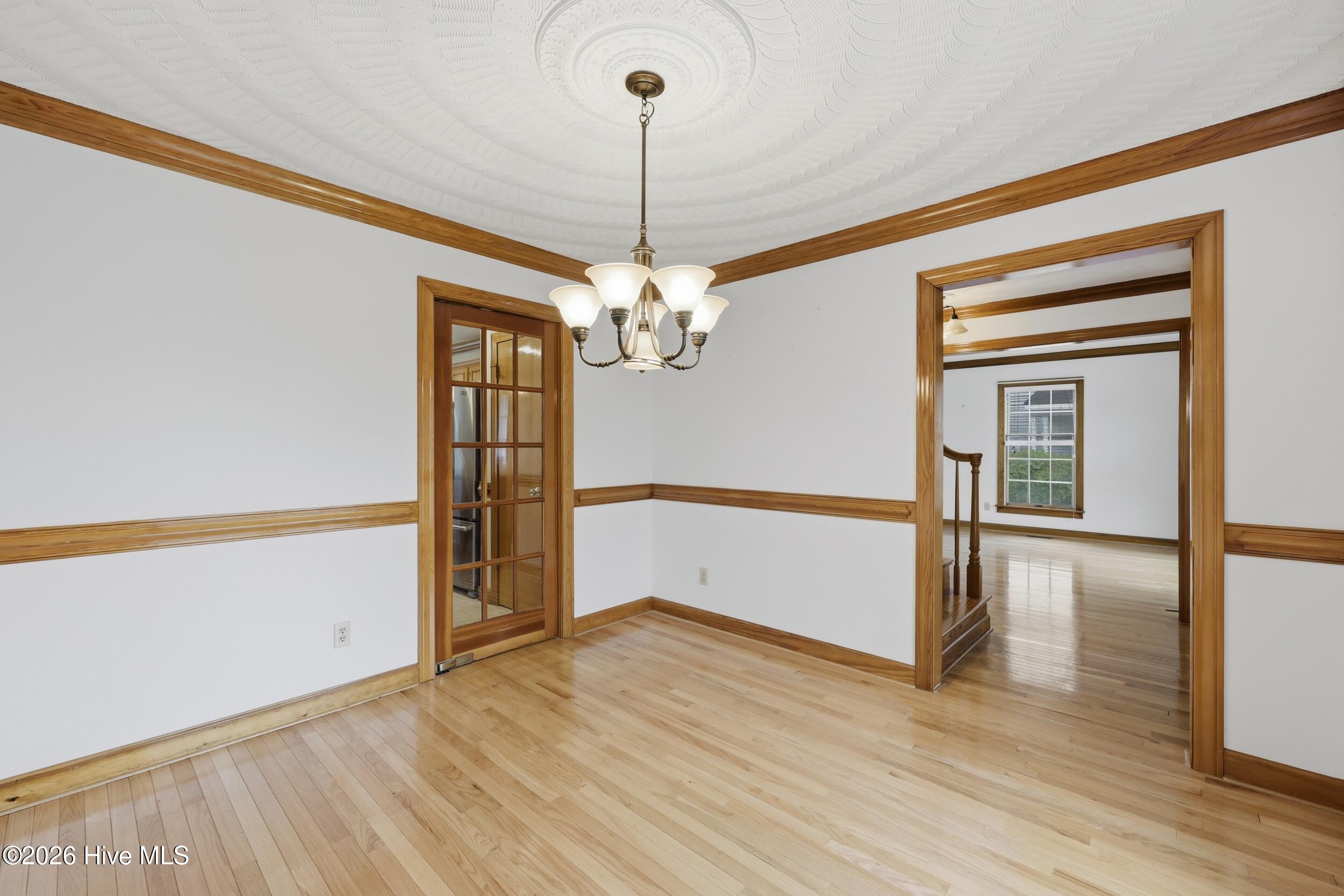 146 N Point Boulevard Property Photo 13