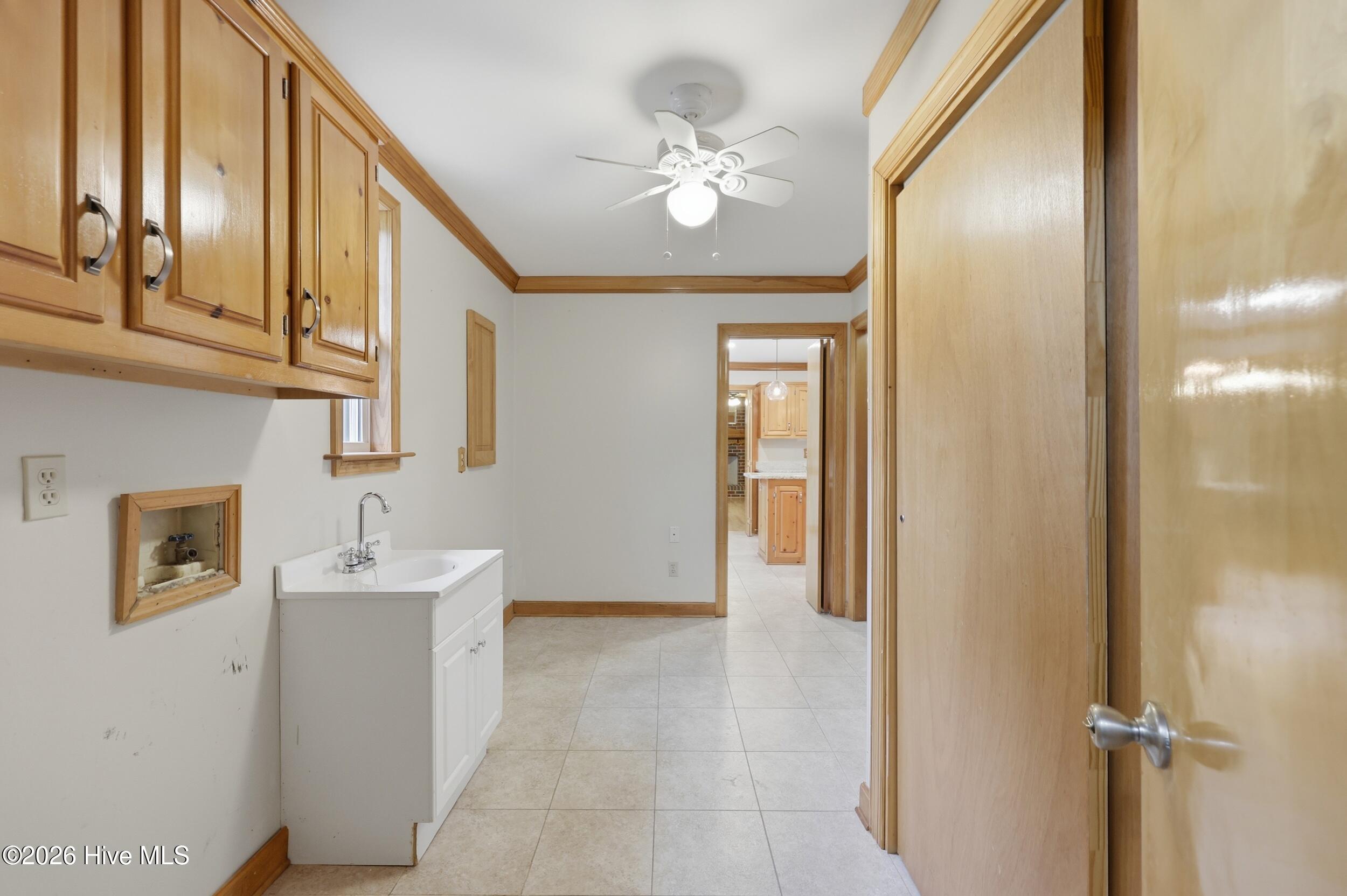 146 N Point Boulevard Property Photo 30