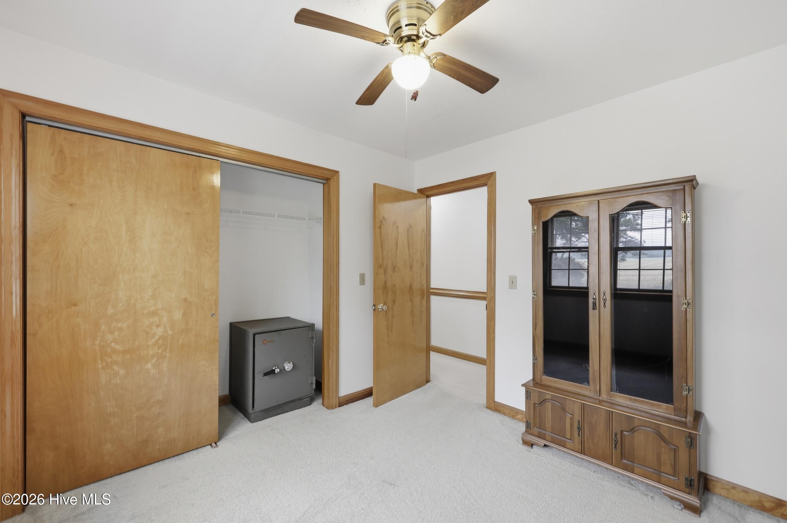 146 N Point Boulevard Property Photo 42