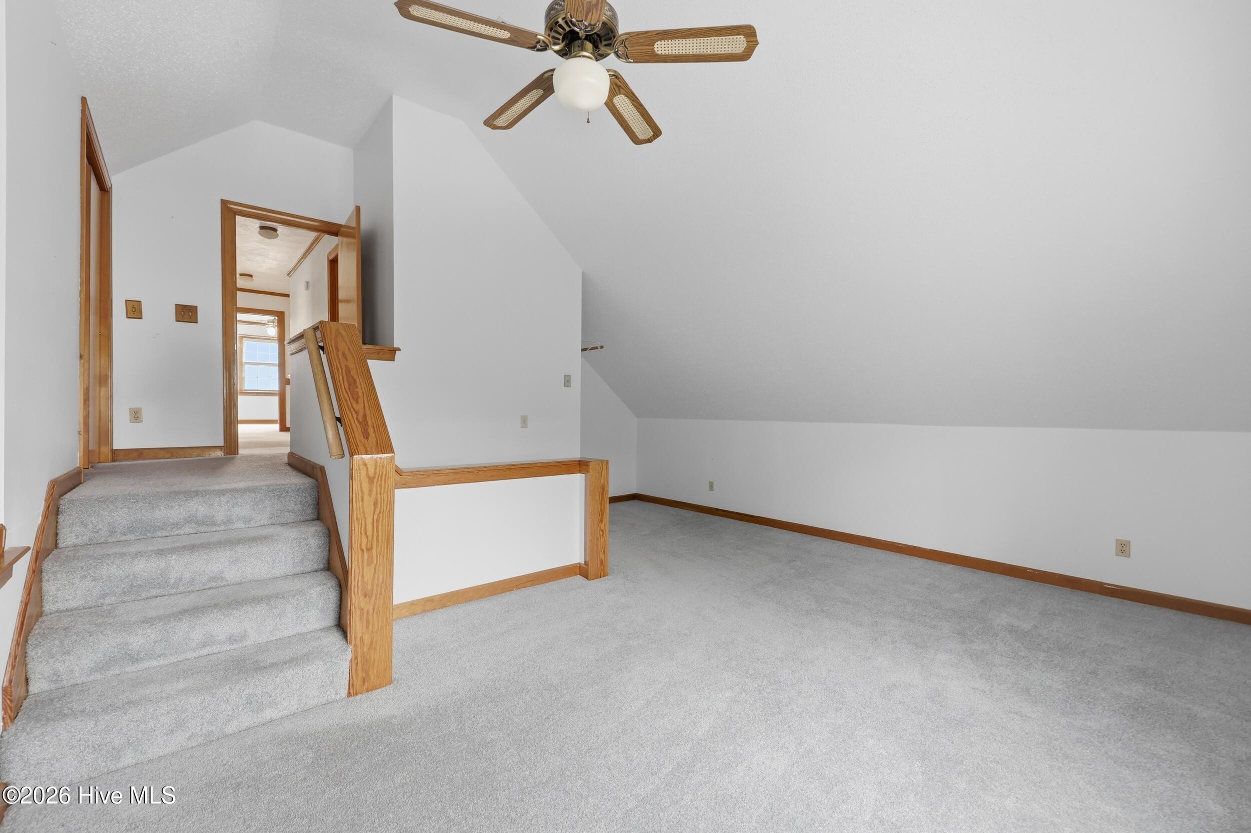 146 N Point Boulevard Property Photo 51