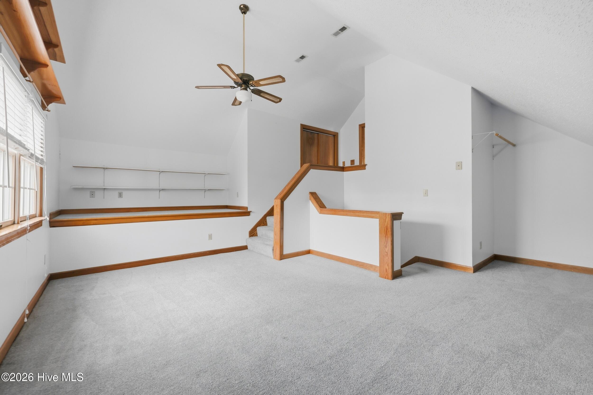 146 N Point Boulevard Property Photo 52