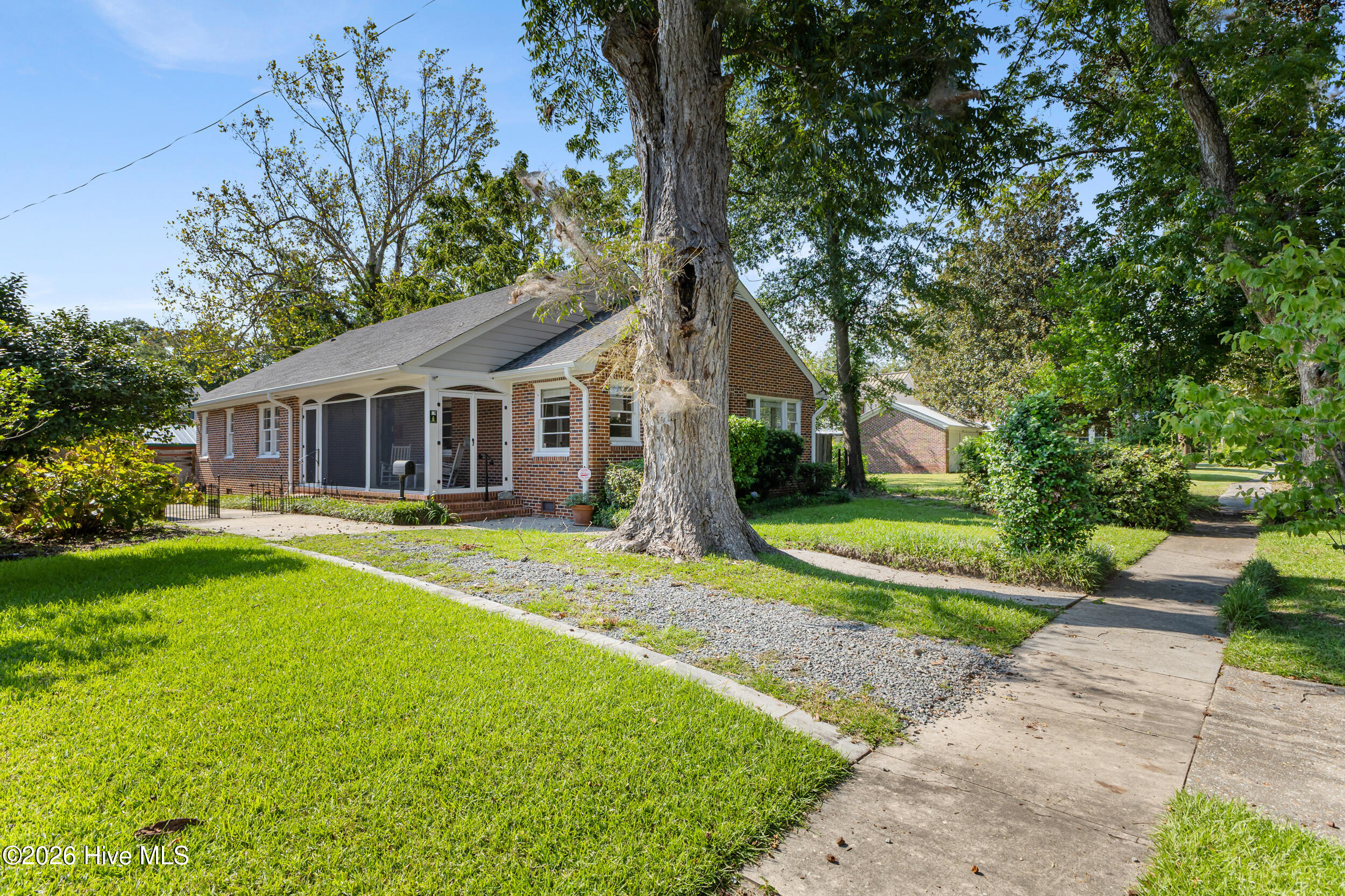 6 Keaton Avenue Property Photo 2