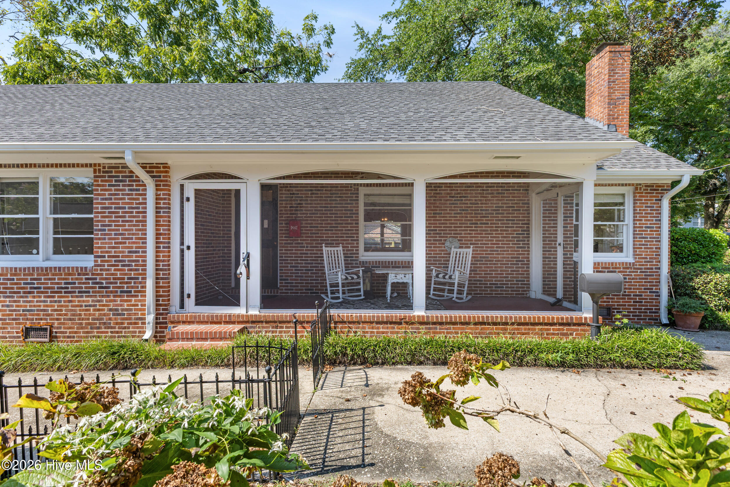 6 Keaton Avenue Property Photo 4