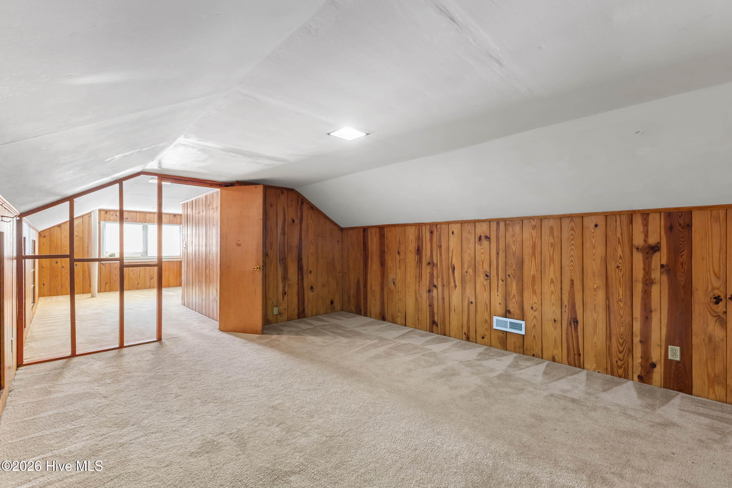 6 Keaton Avenue Property Photo 26