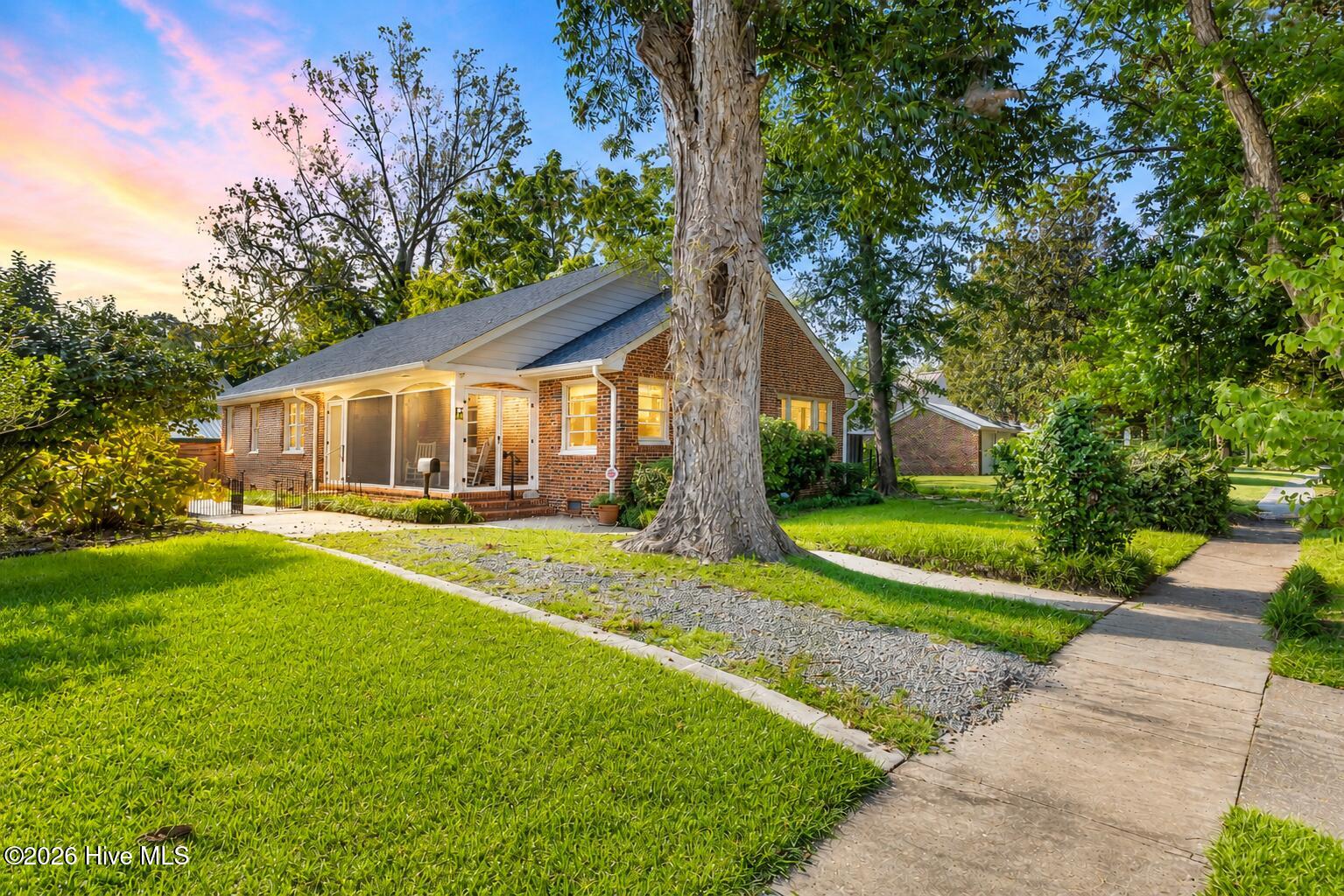 6 Keaton Avenue Property Photo 33