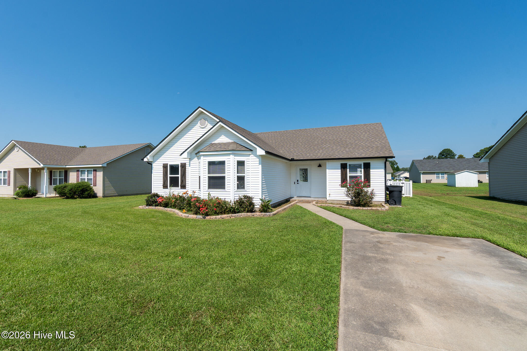 105 Raintree Run Property Photo 1