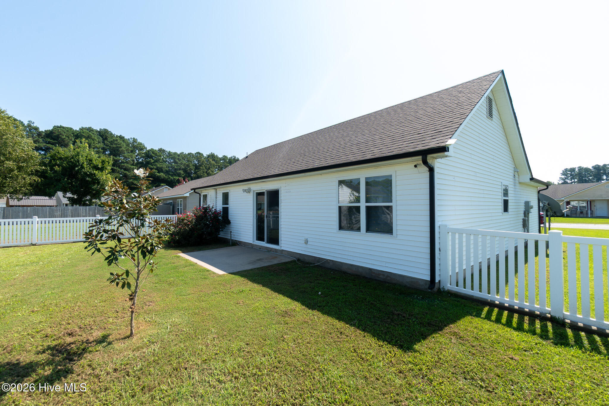 105 Raintree Run Property Photo 32