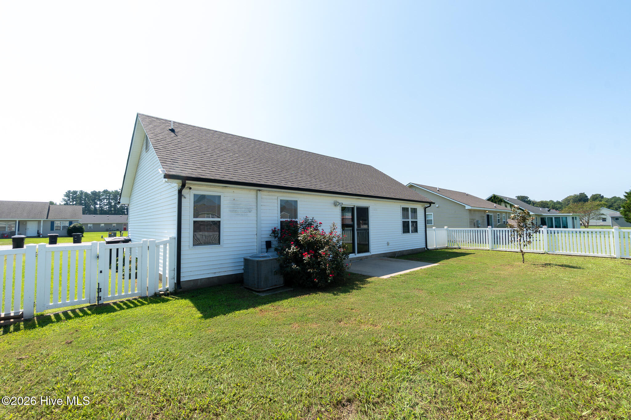105 Raintree Run Property Photo 33