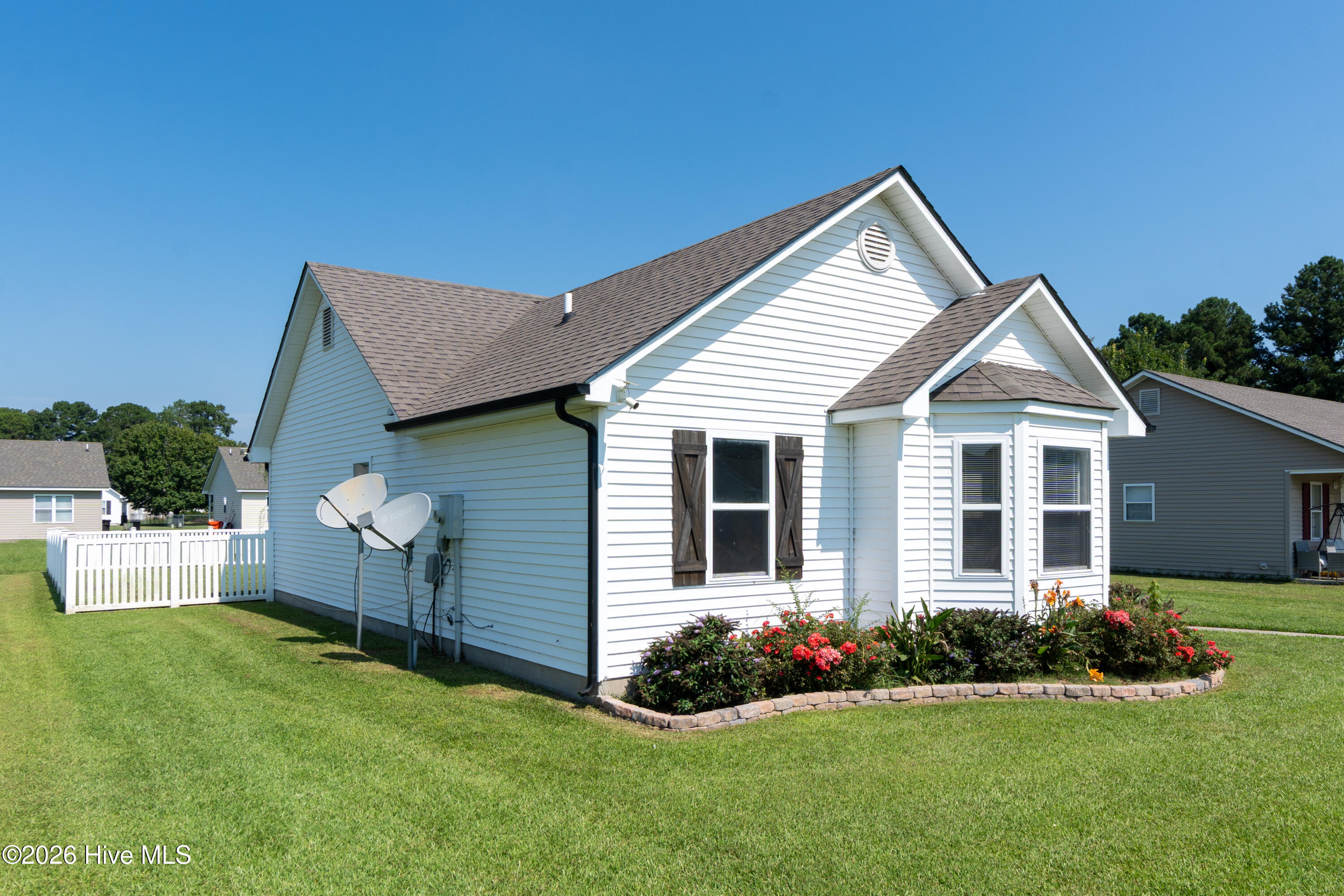 105 Raintree Run Property Photo 37