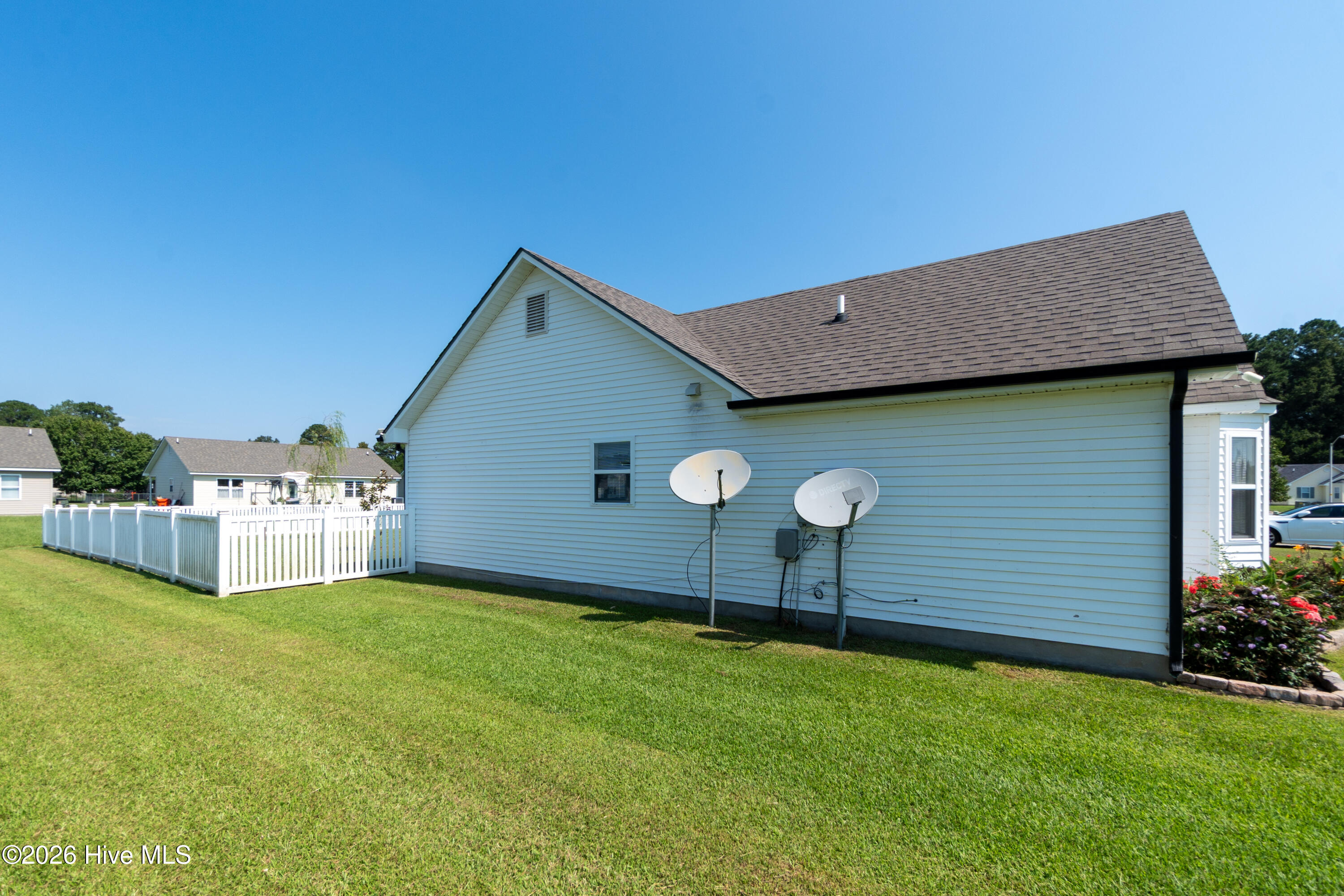 105 Raintree Run Property Photo 38