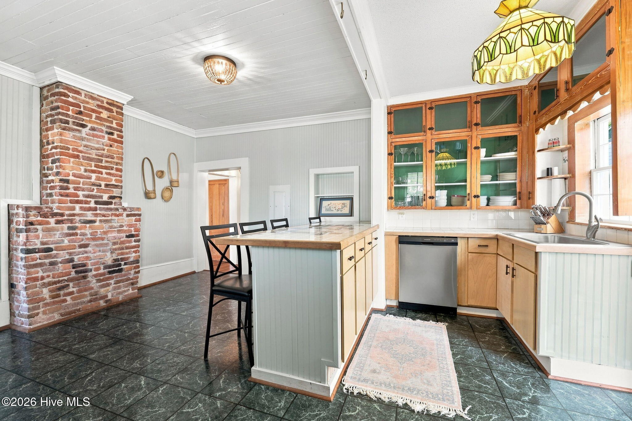 913 Bridges Street Property Photo 8