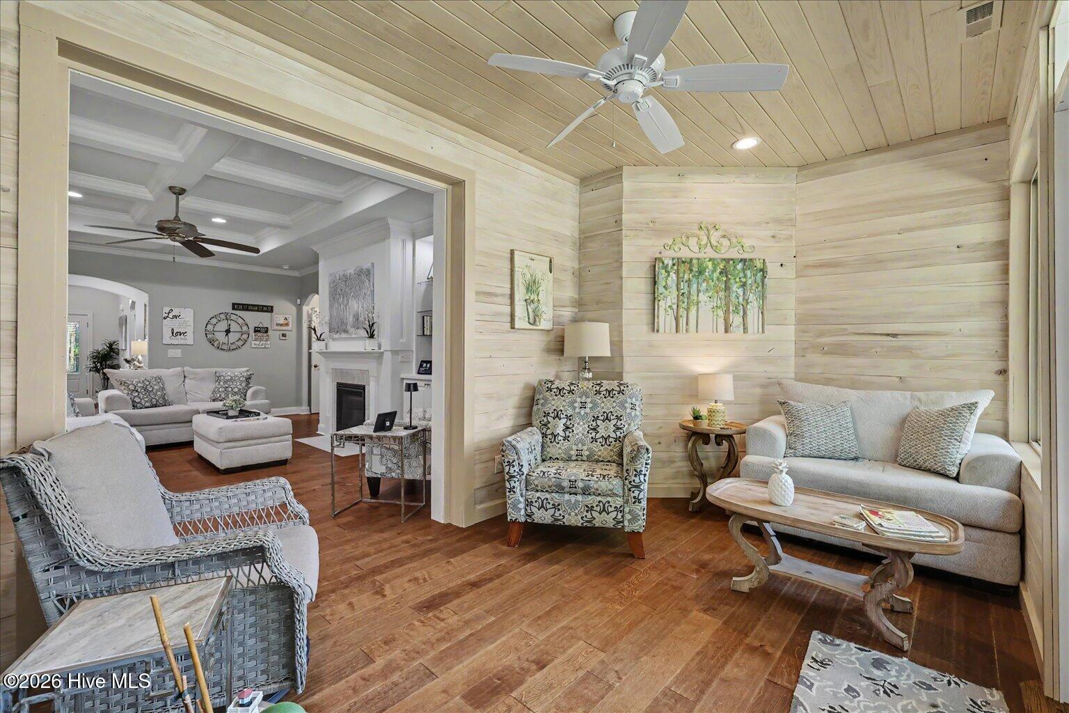669 Jenoa Loop Property Photo 20