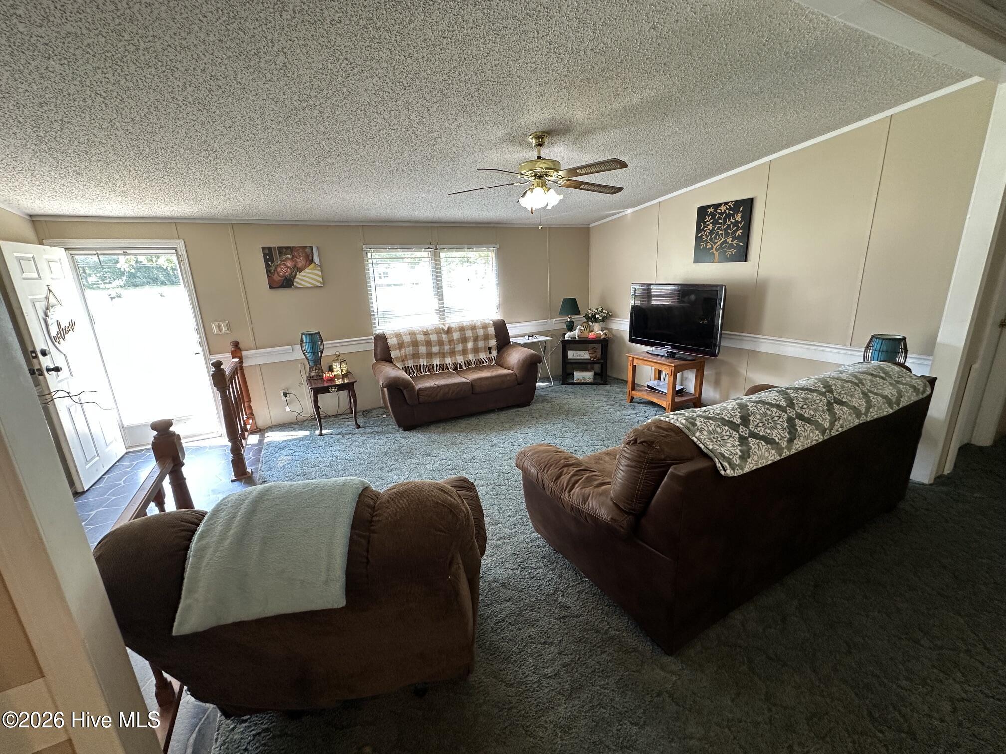 10660 Jamestown Drive Property Photo 3