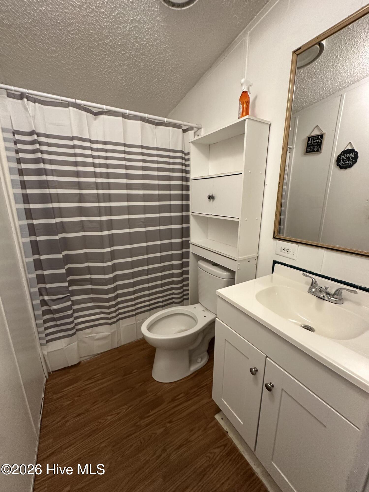 10660 Jamestown Drive Property Photo 12