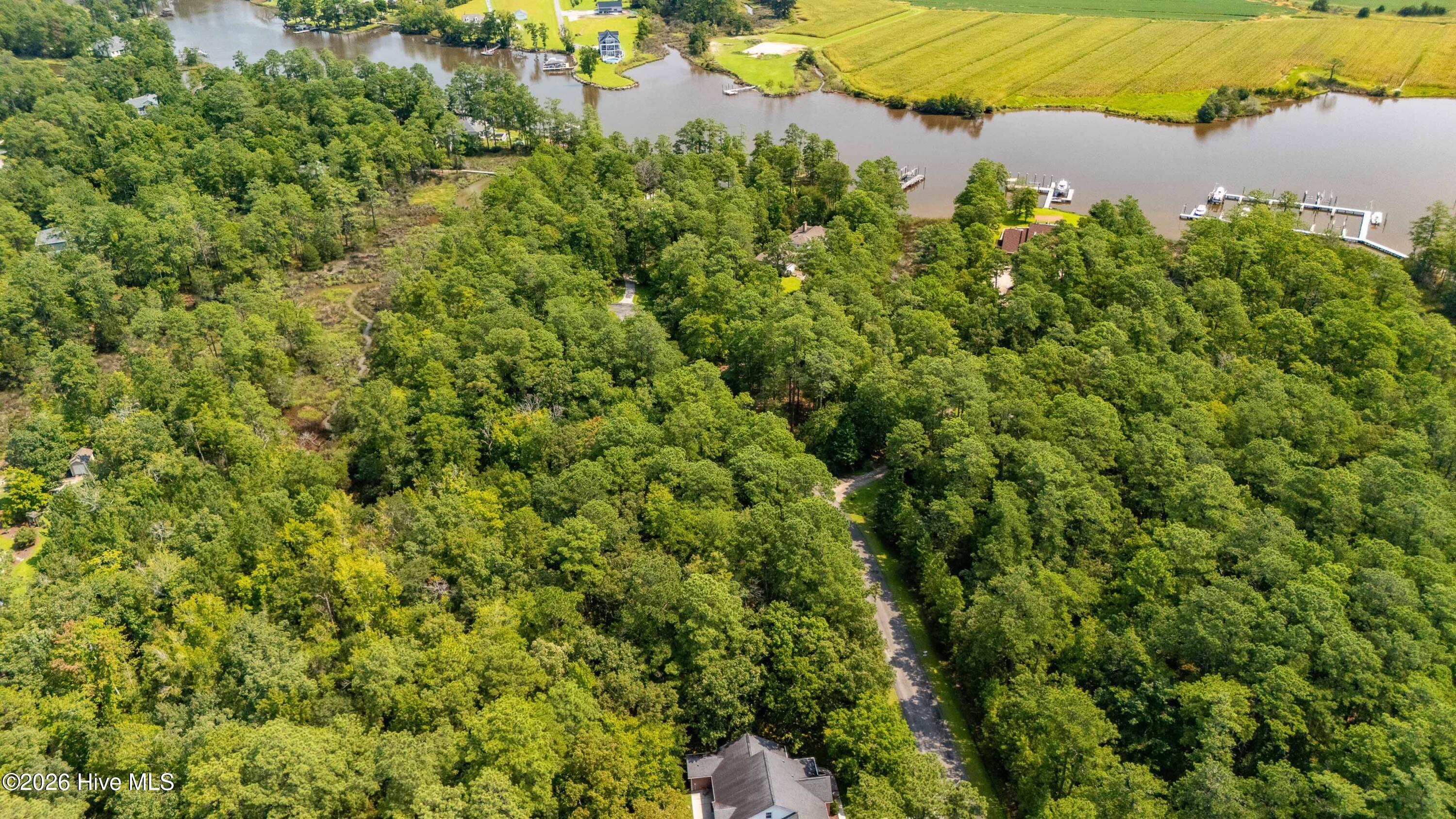 117 33 Shoreline Court Property Photo 7