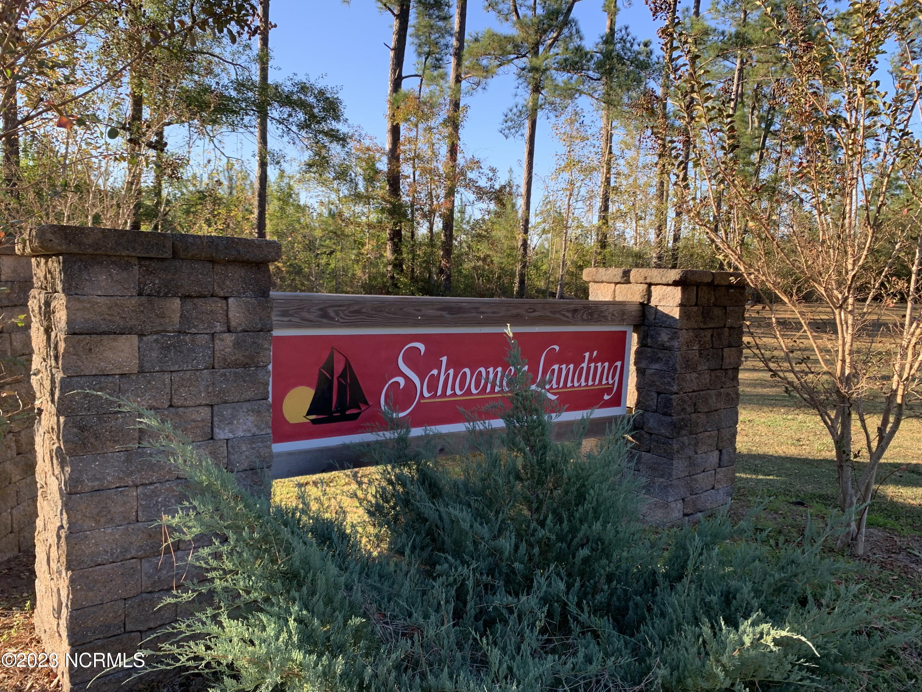 242 27 Castaway Road Property Photo 1