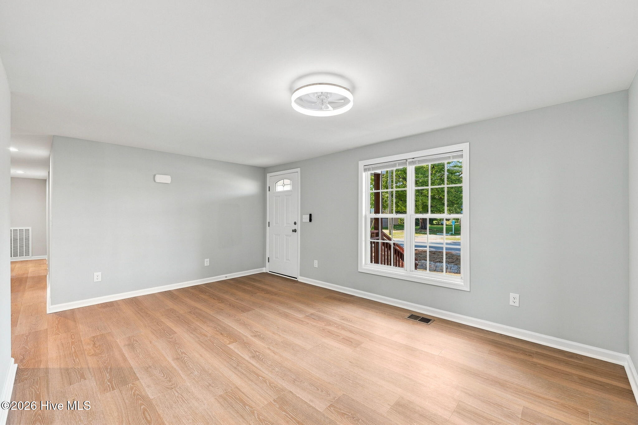 105 W Wallace Street Property Photo 7