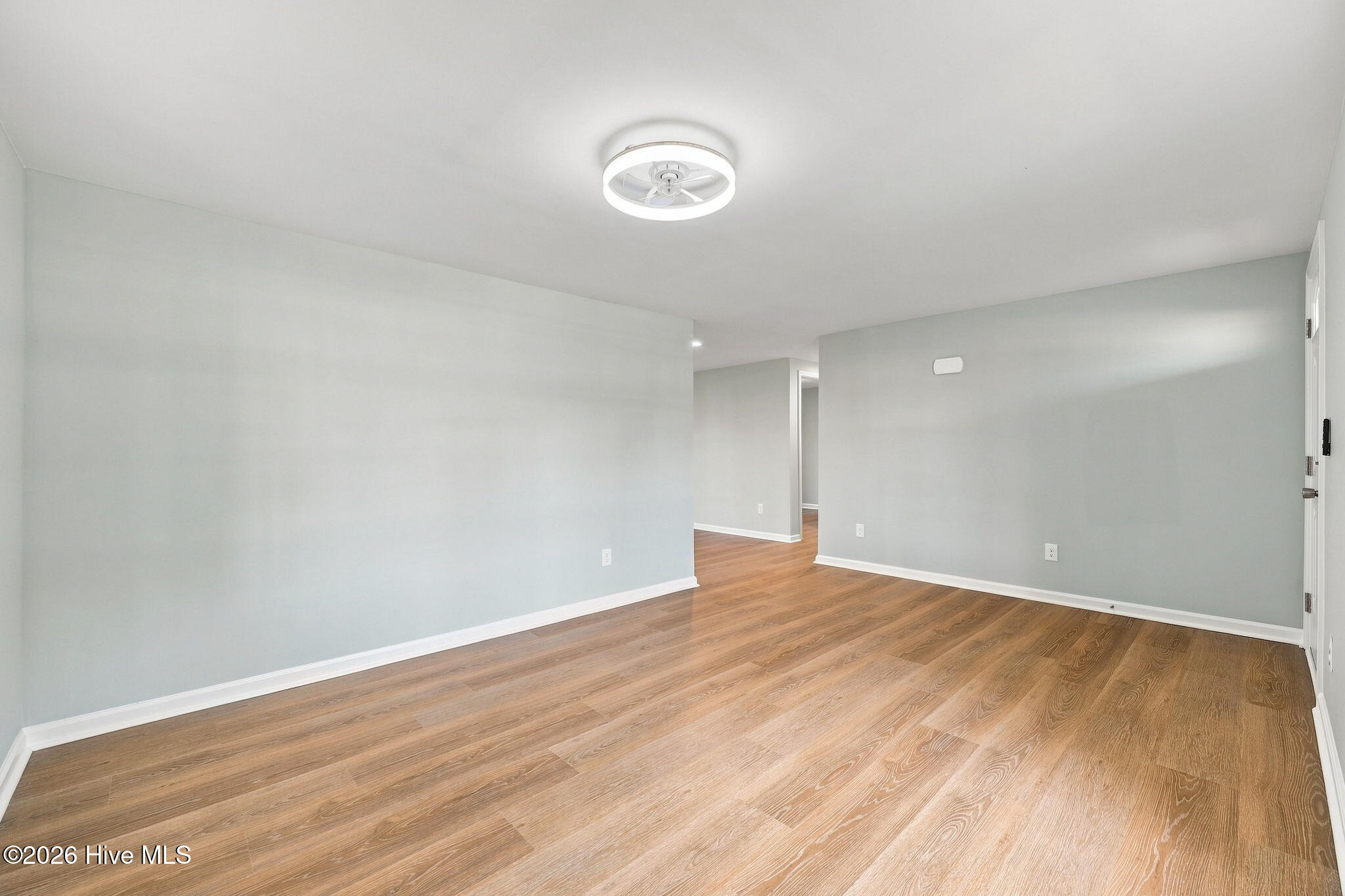 105 W Wallace Street Property Photo 8