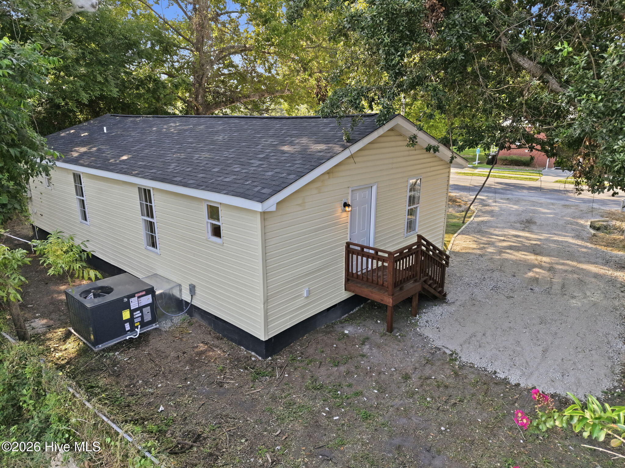 105 W Wallace Street Property Photo 33