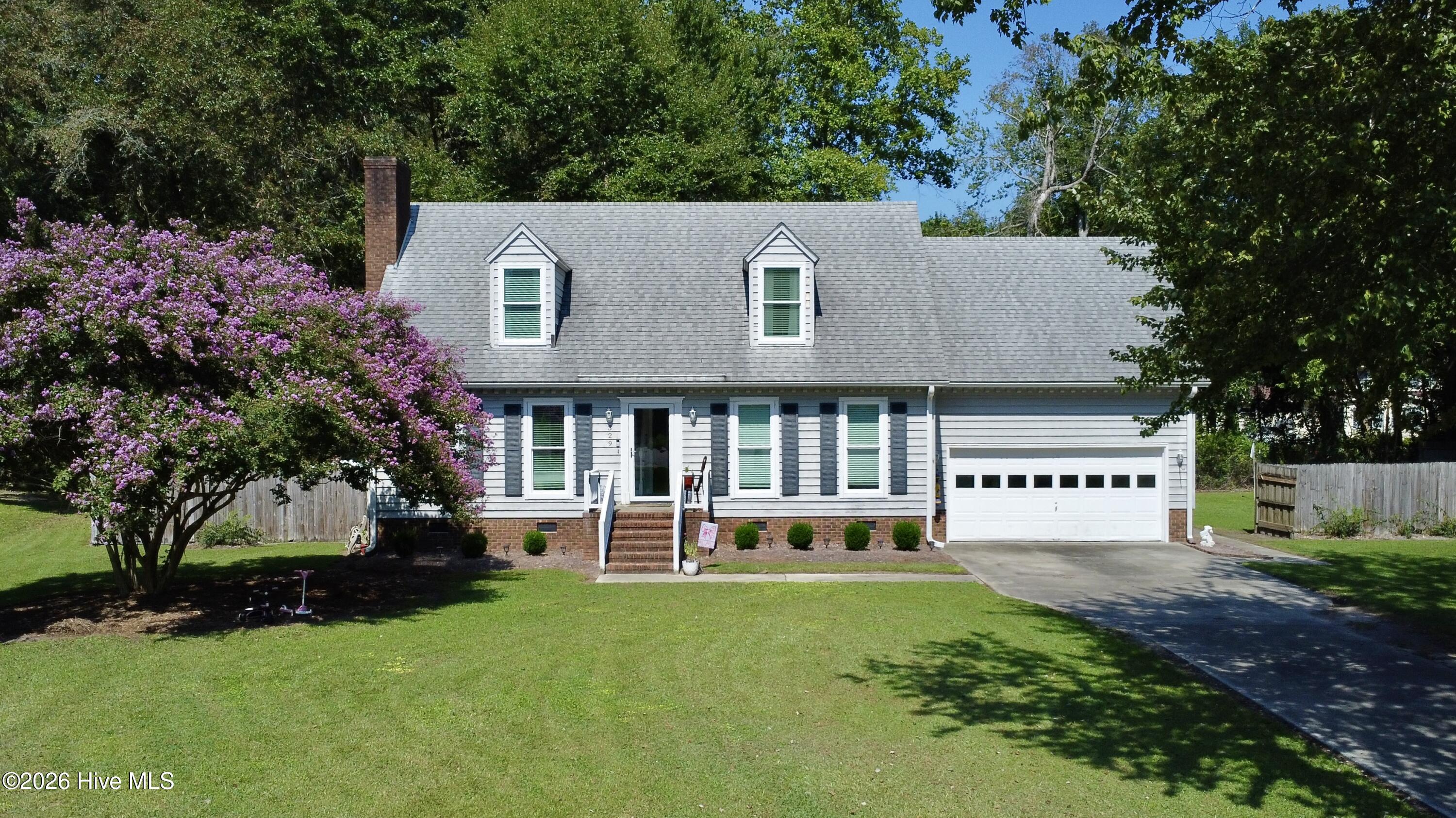 329 S Wedgewood Drive