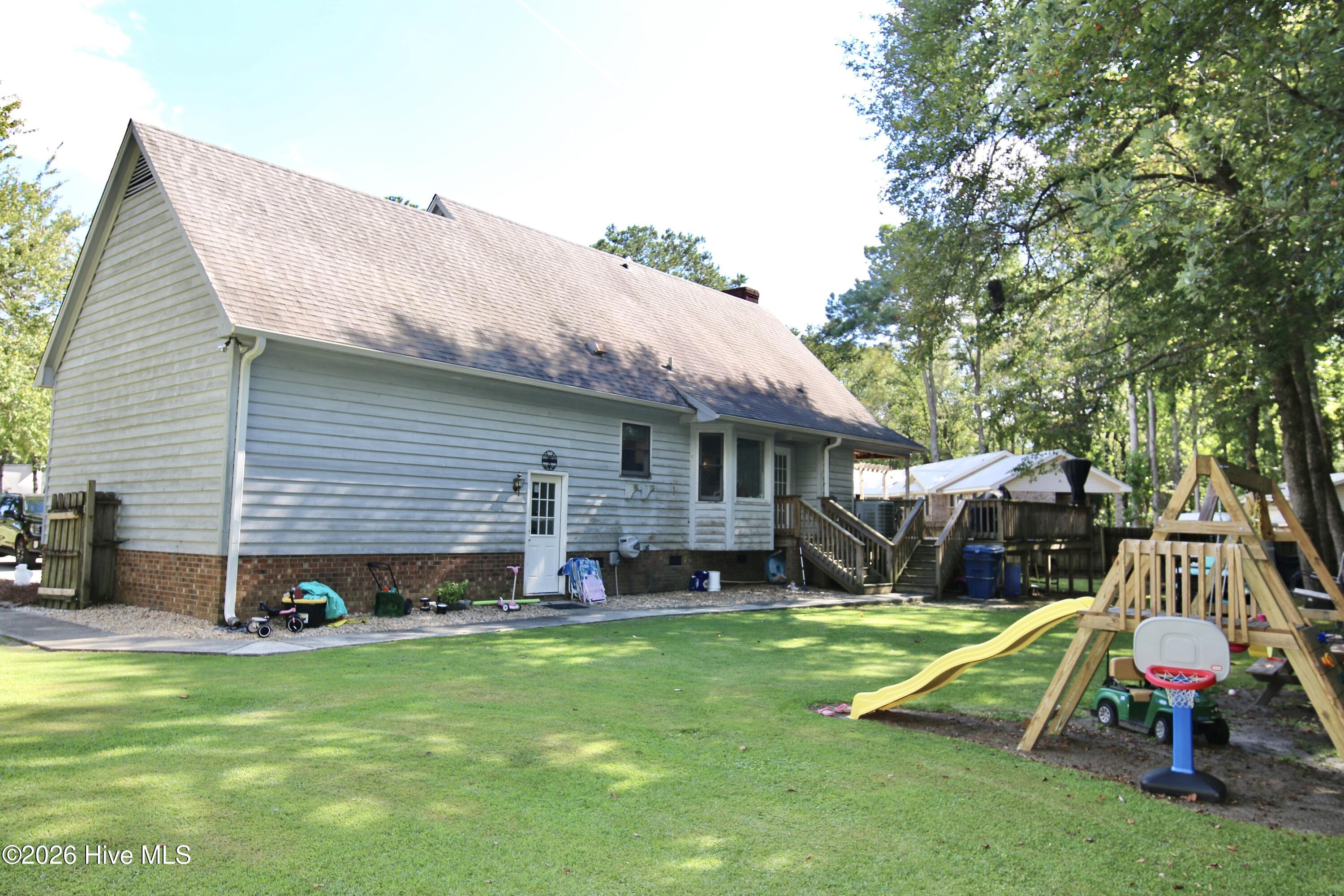329 S Wedgewood Drive Property Photo 28