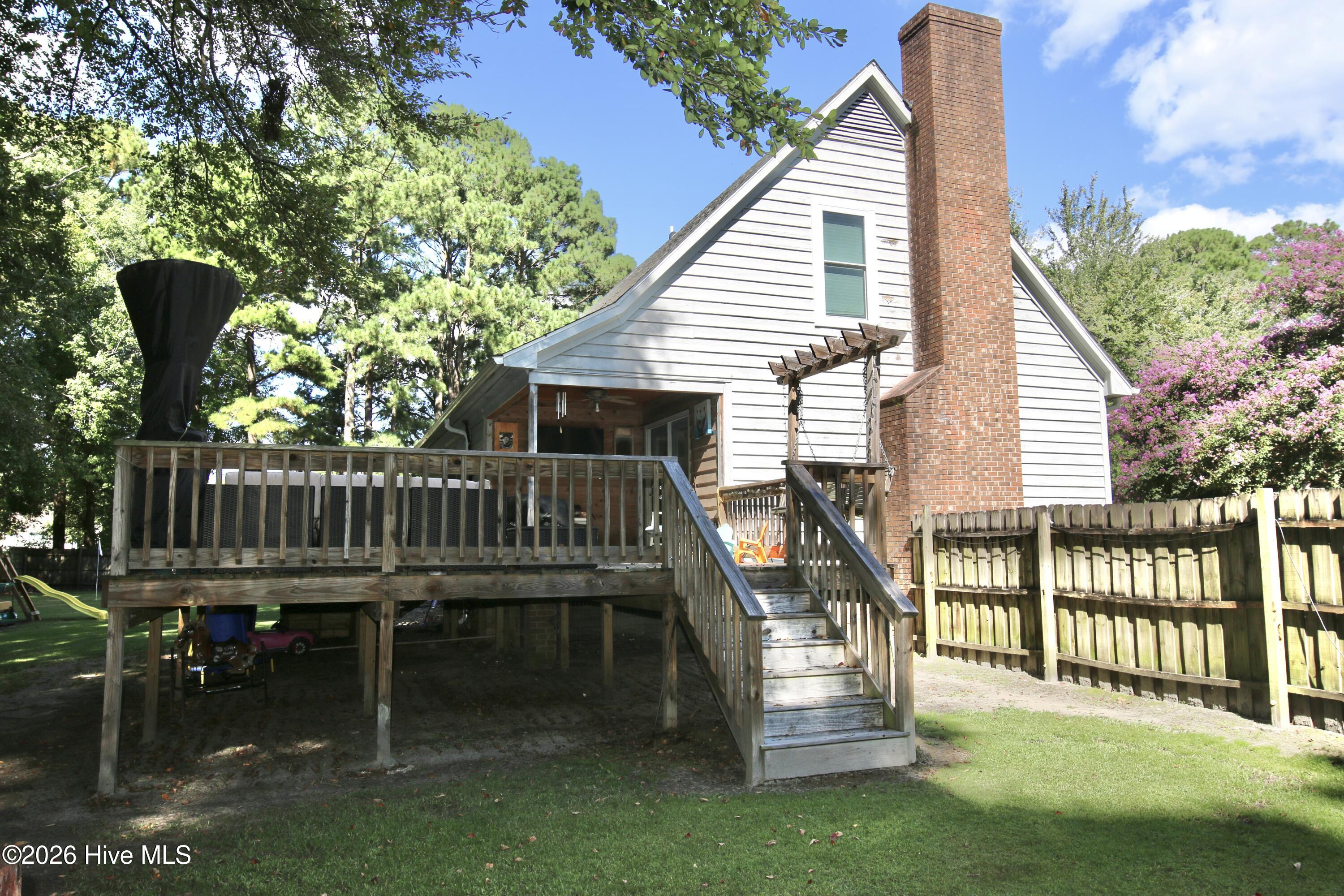 329 S Wedgewood Drive Property Photo 29