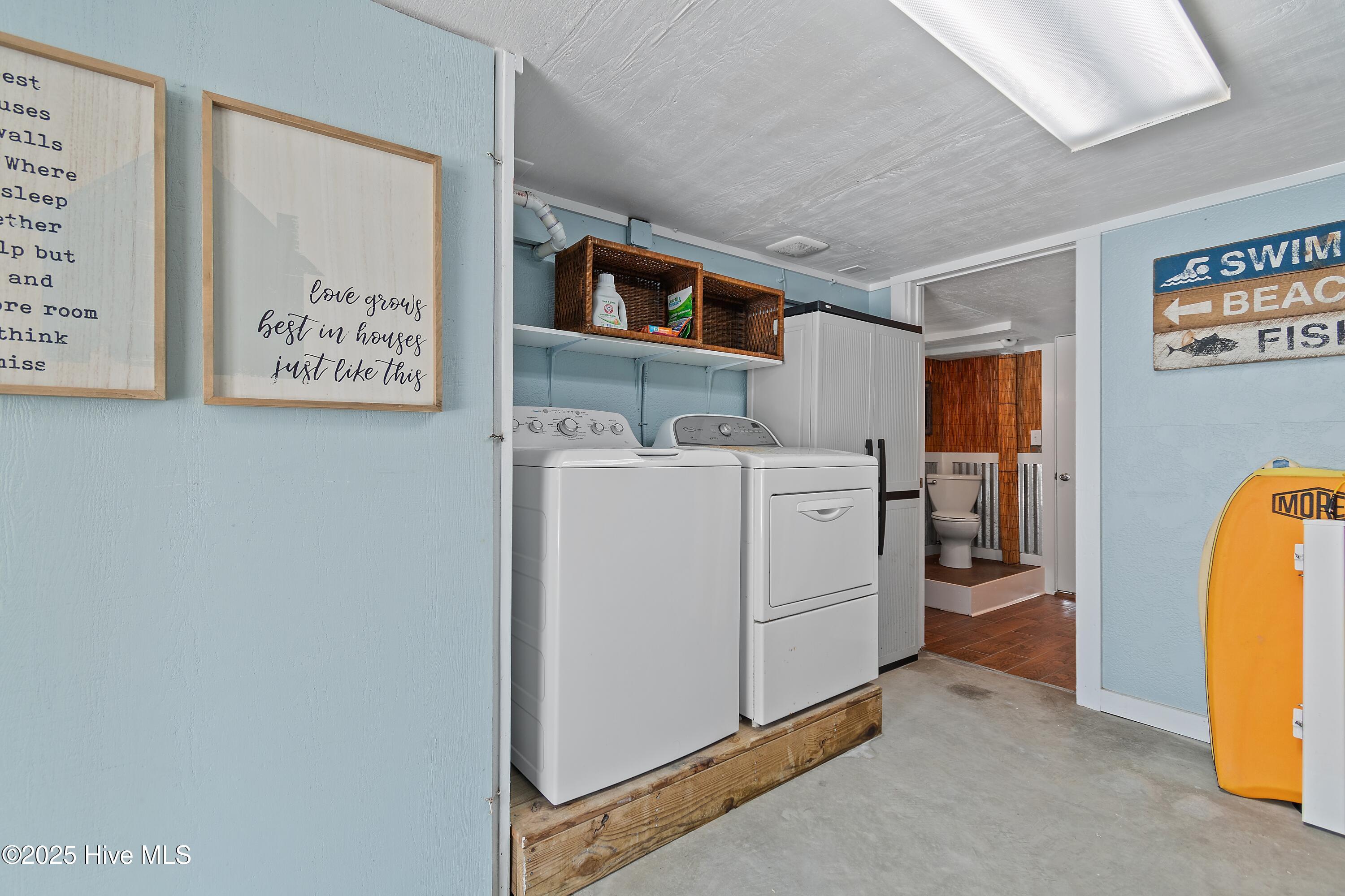 77 E First Street Property Photo 28