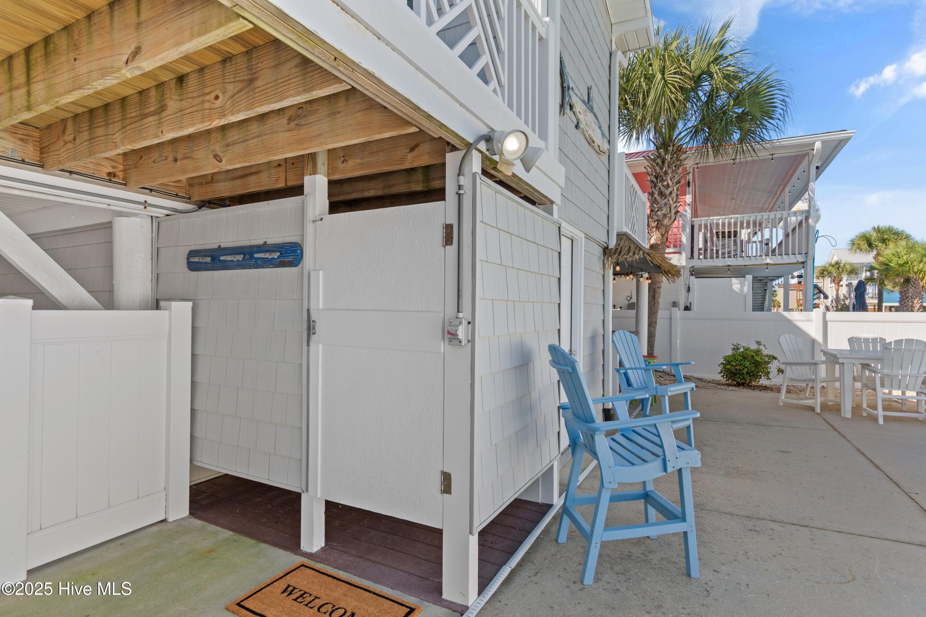 77 E First Street Property Photo 39