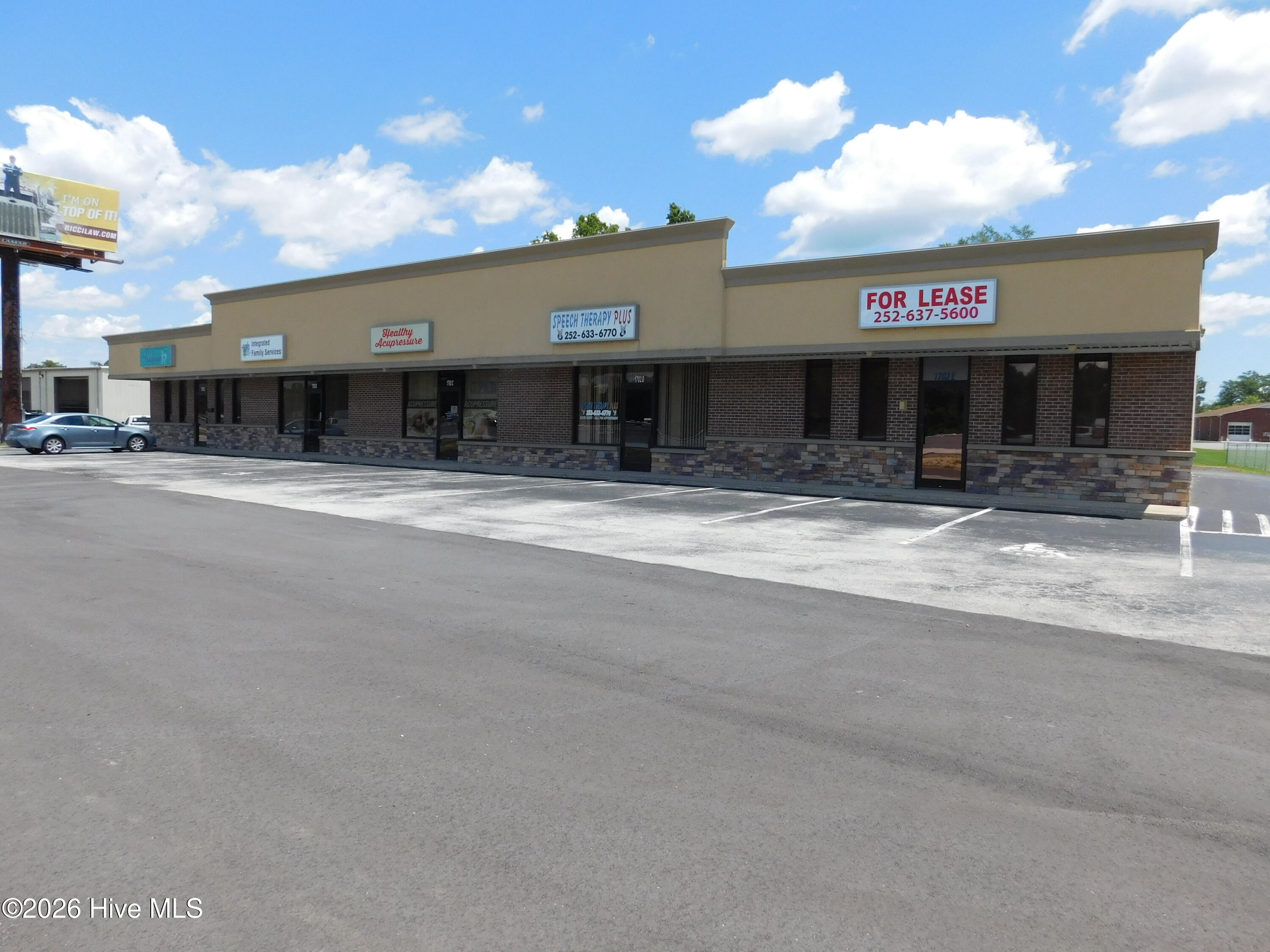1702 Us 70 Highway E D Property Photo 1