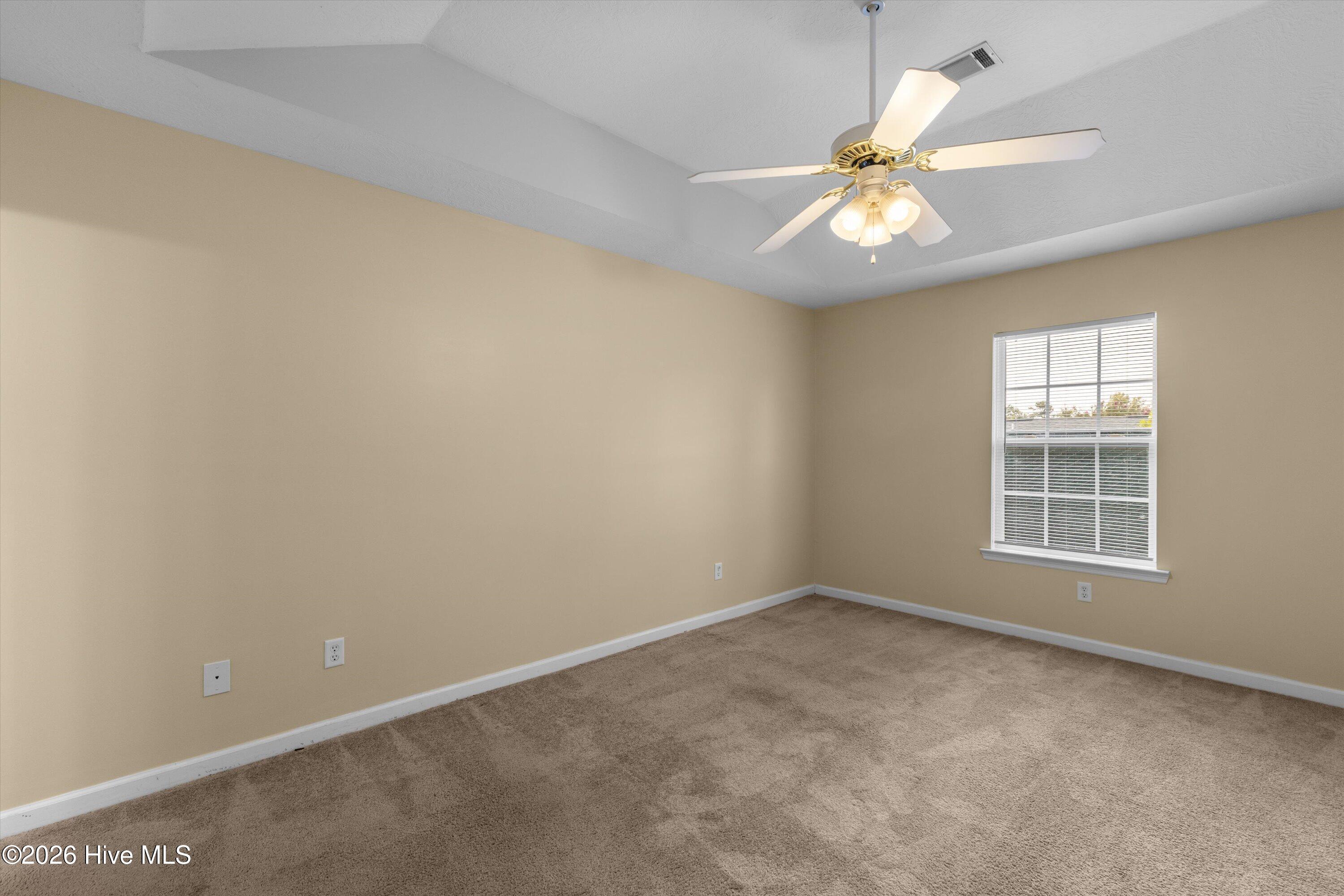 407 Flowing Creek Drive Property Photo 15