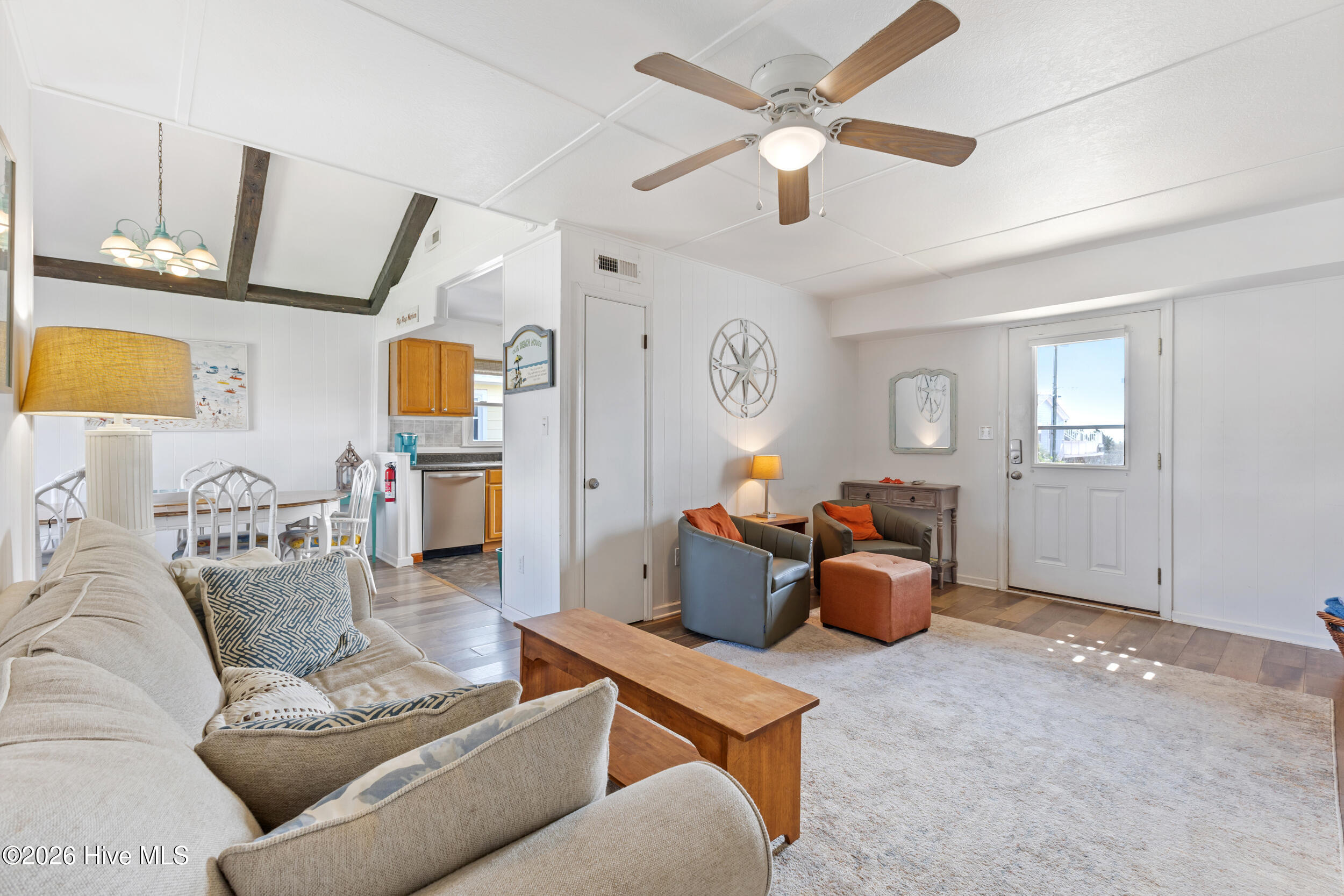 1513 Easy Street Property Photo 12