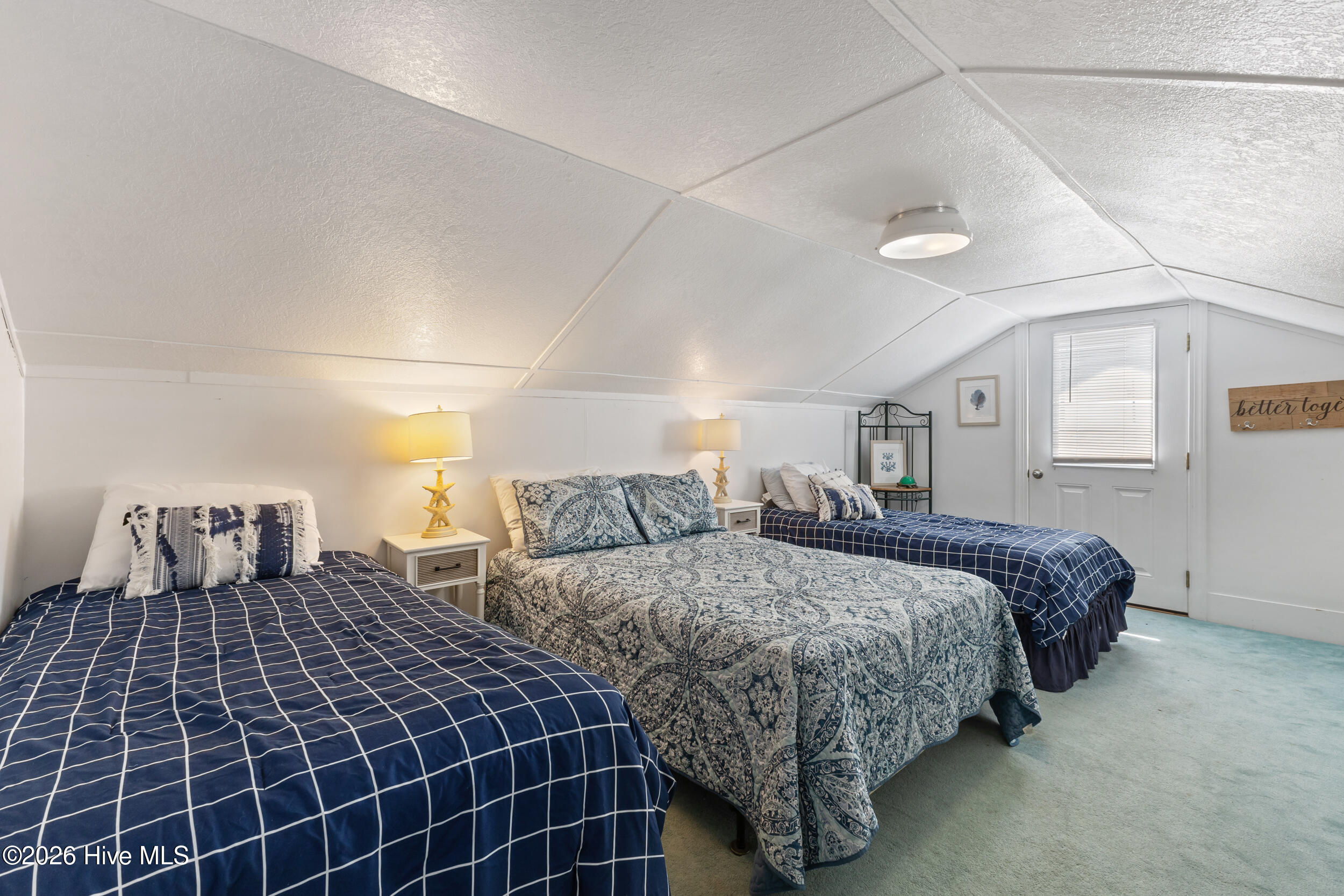1513 Easy Street Property Photo 19