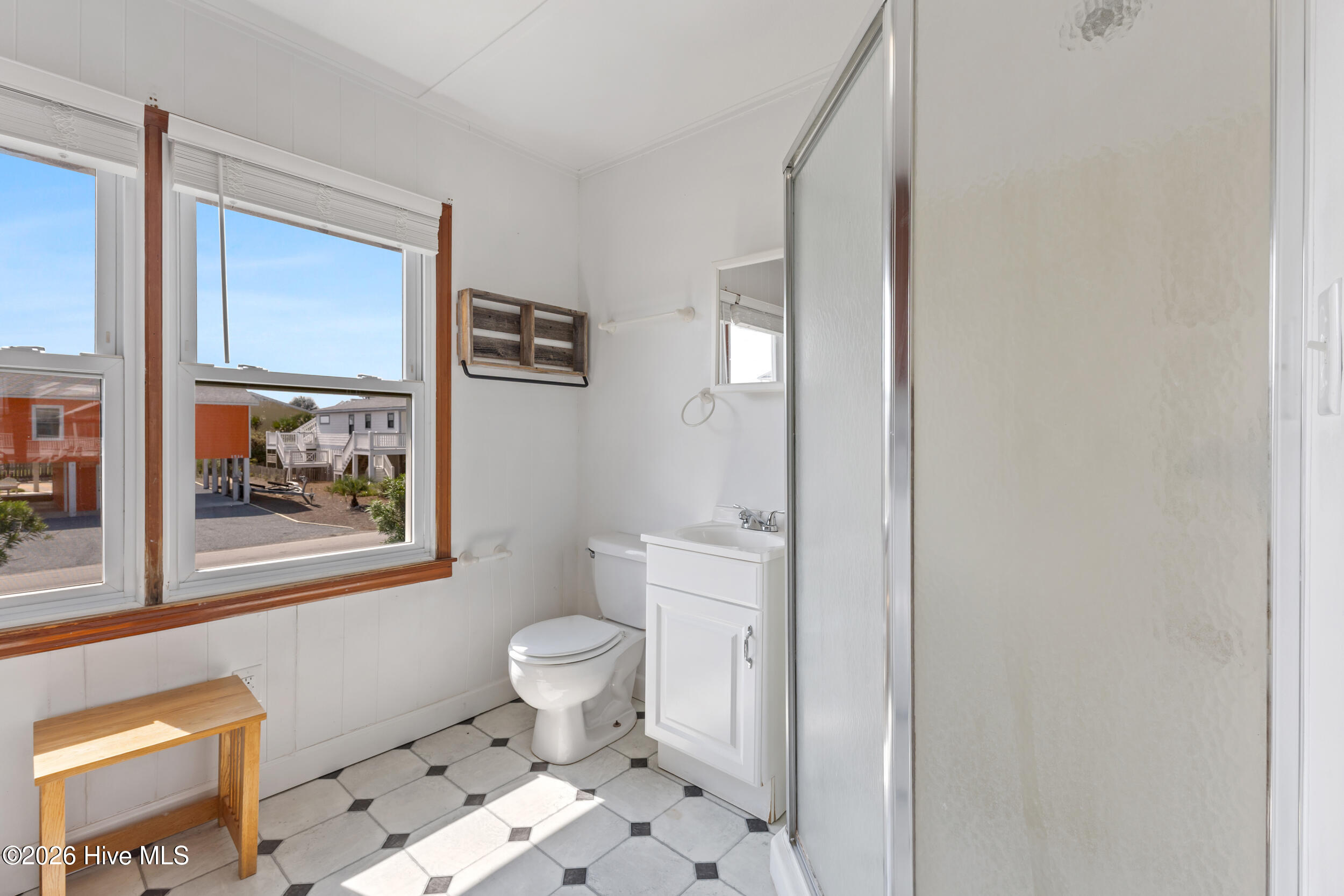 1513 Easy Street Property Photo 21