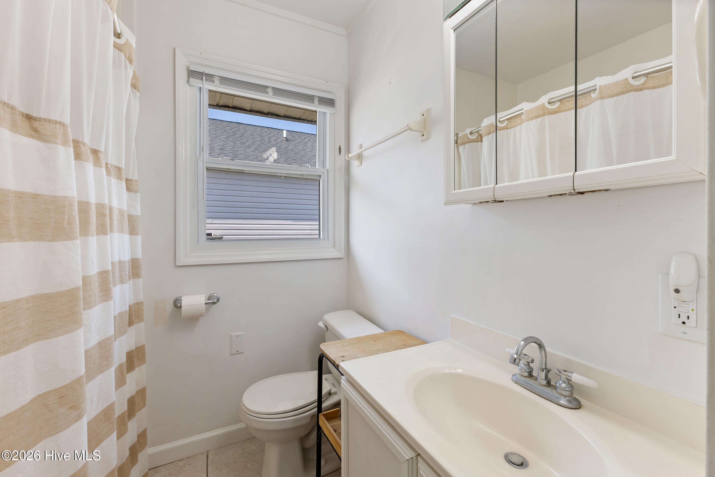 1513 Easy Street Property Photo 23