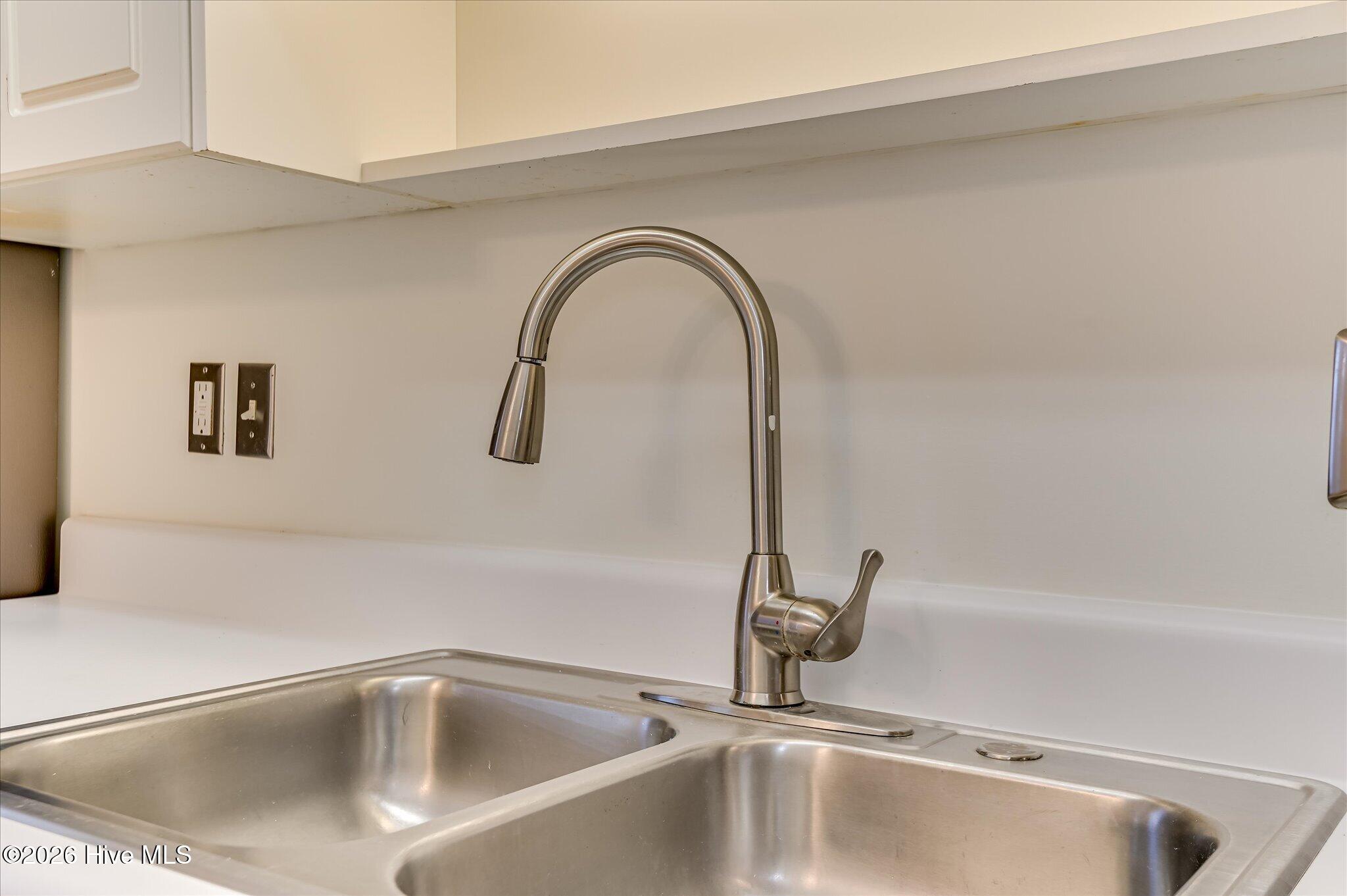 507 Edgecliff Lane Property Photo 15