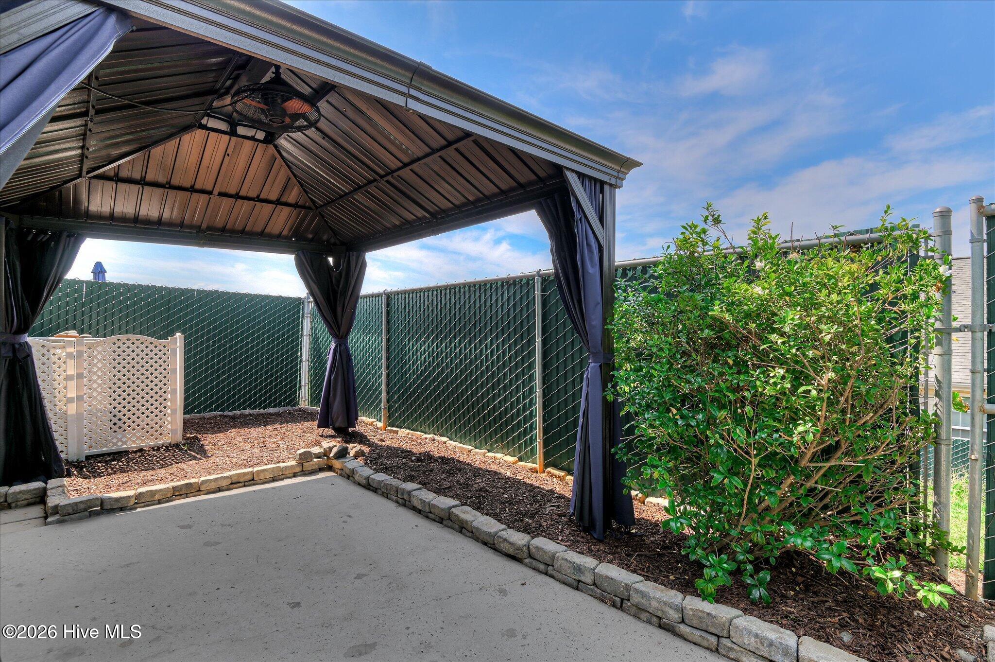507 Edgecliff Lane Property Photo 33
