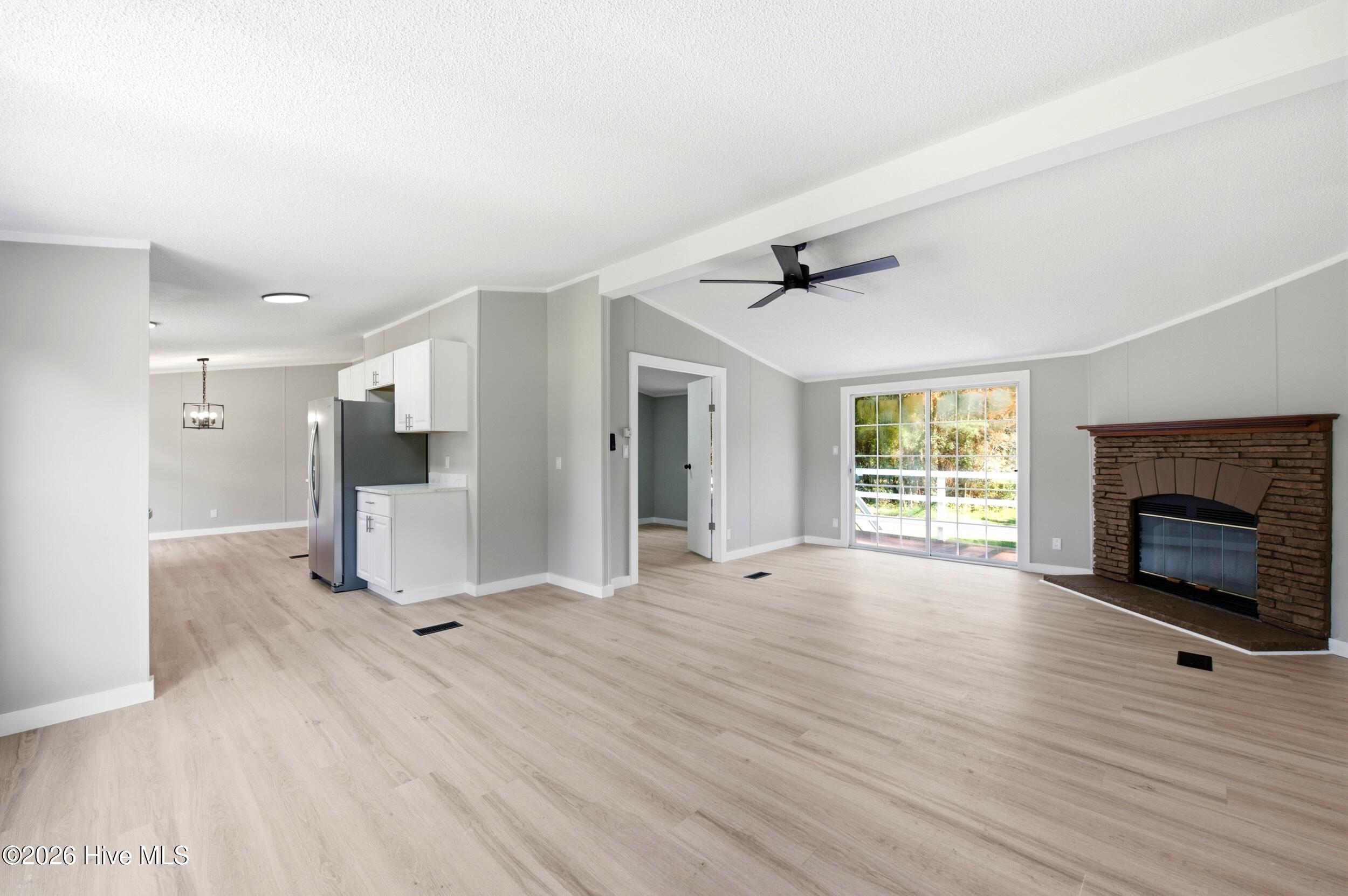 171 Big Four Road Property Photo 6
