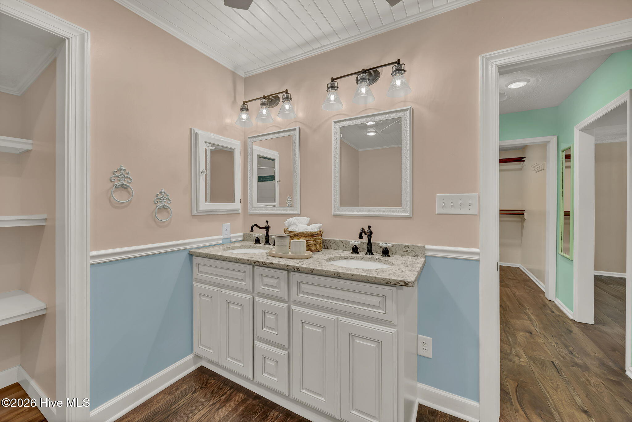 926 Fort Fisher Boulevard S Property Photo 26