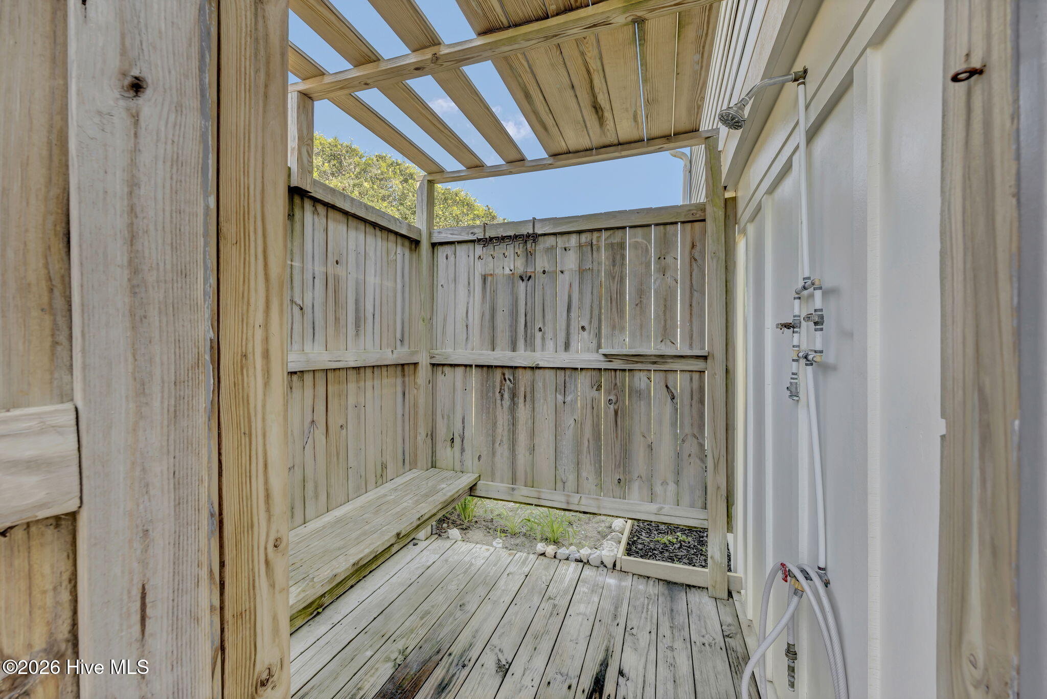 926 Fort Fisher Boulevard S Property Photo 32