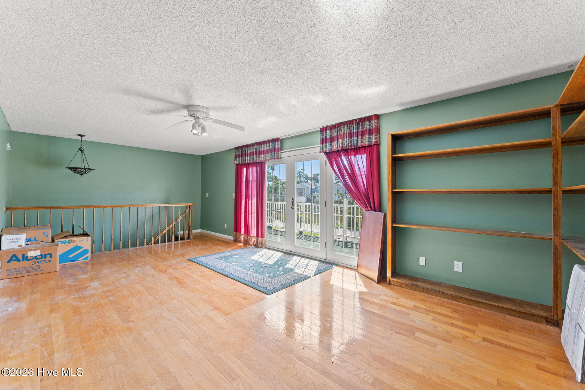 906 20th Avenue N Property Photo 28