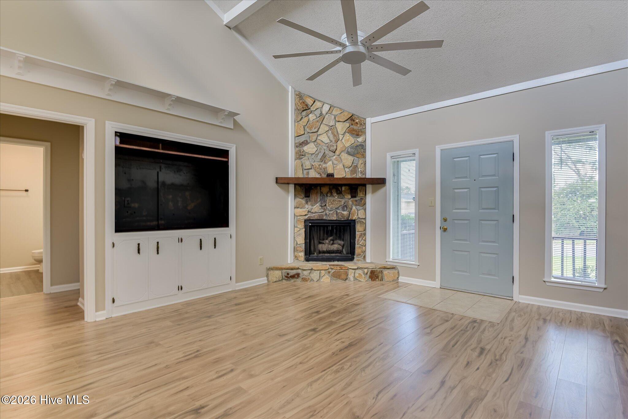 353 Stagecoach Way Property Photo 5